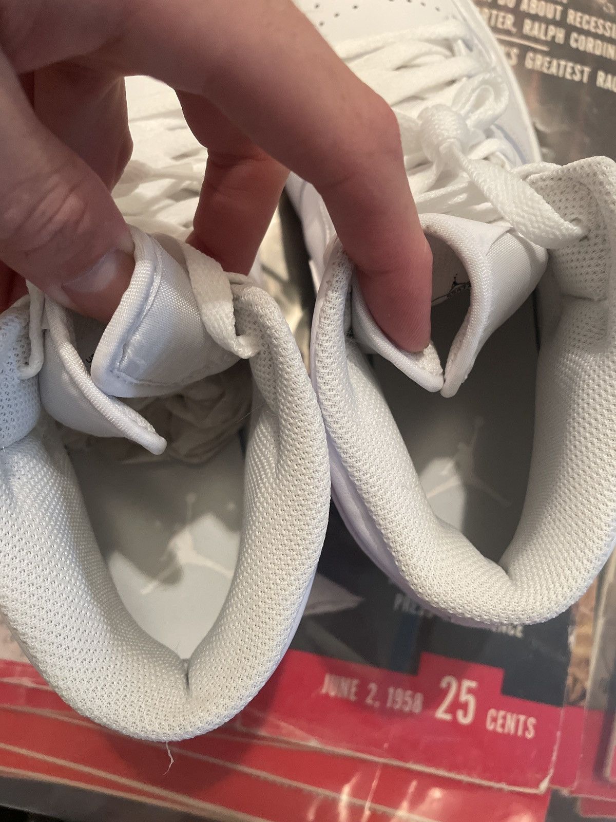 Jordan Brand Air Jordan 1 Mid Triple White Size US 8.5 / EU 41-42 - 6 Thumbnail