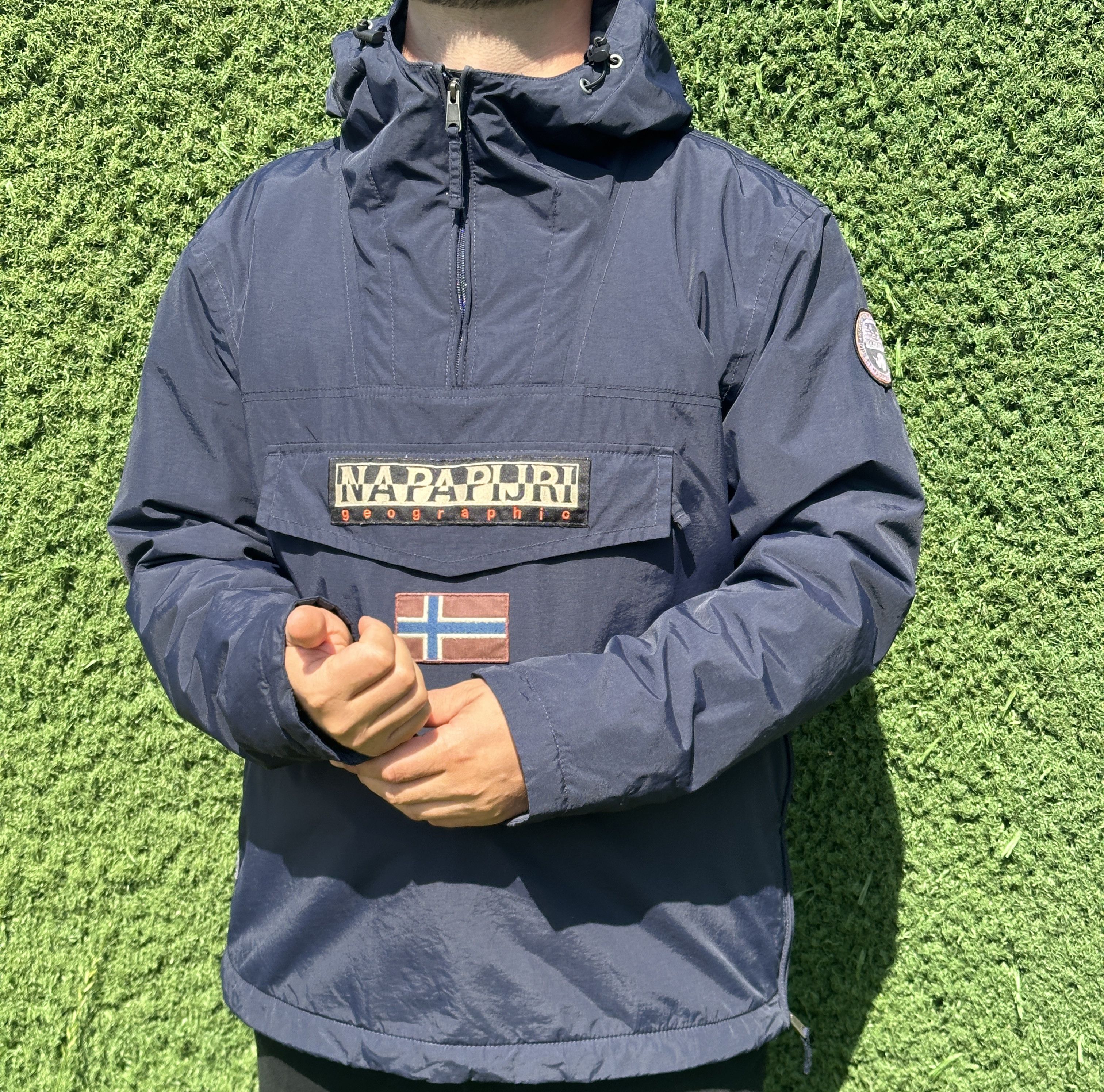 Napapijri Napapijri Skidoo Taped Seams Bomber Windbreaker Size L Size US L / EU 52-54 / 3 - 3 Thumbnail