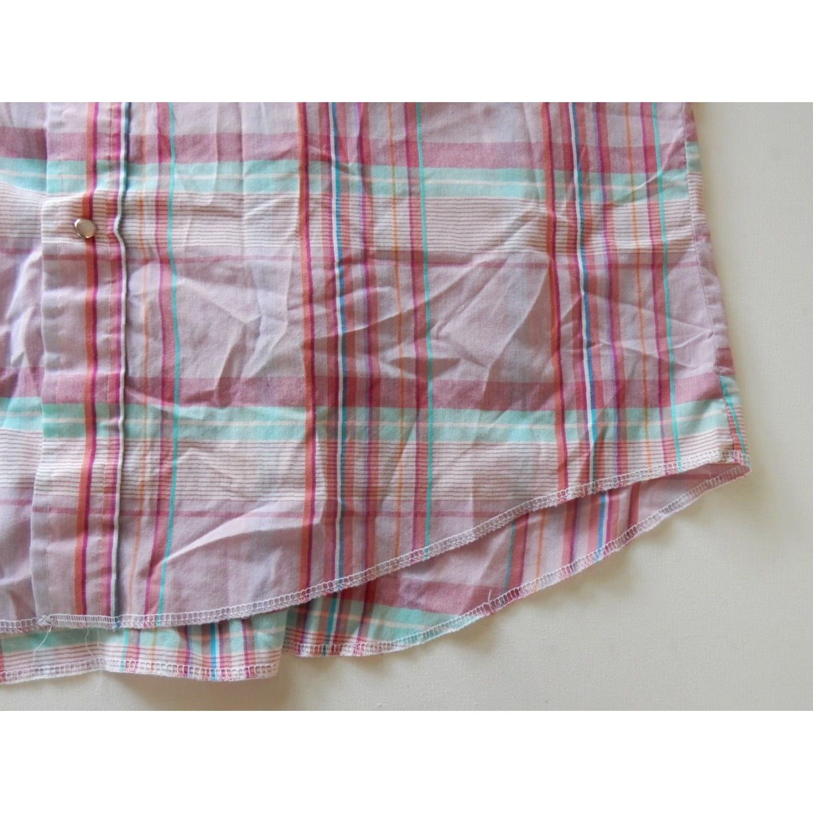 Wrangler VINTAGE Wrangler Men’s Western Shirt Short Sleeve Plaid Pink Cotton Blend Size 18 XL Size US XL / EU 56 / 4 - 2 Thumbnail