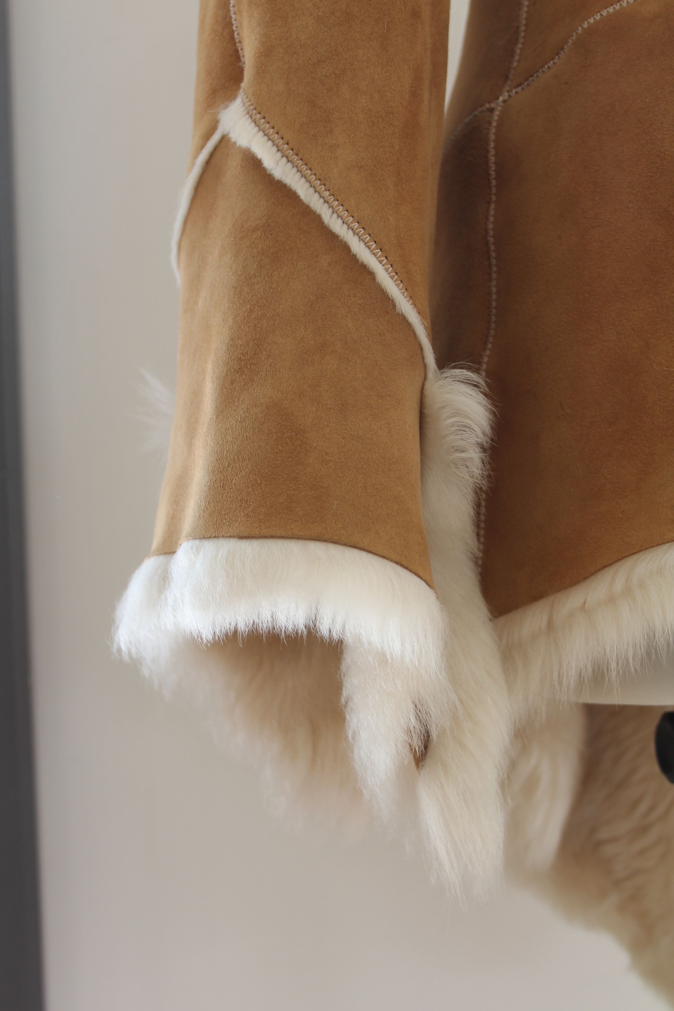 Roberto Cavalli Shearling Coat Roberto Cavalli Size S / US 4 / IT 40 - 5 Thumbnail