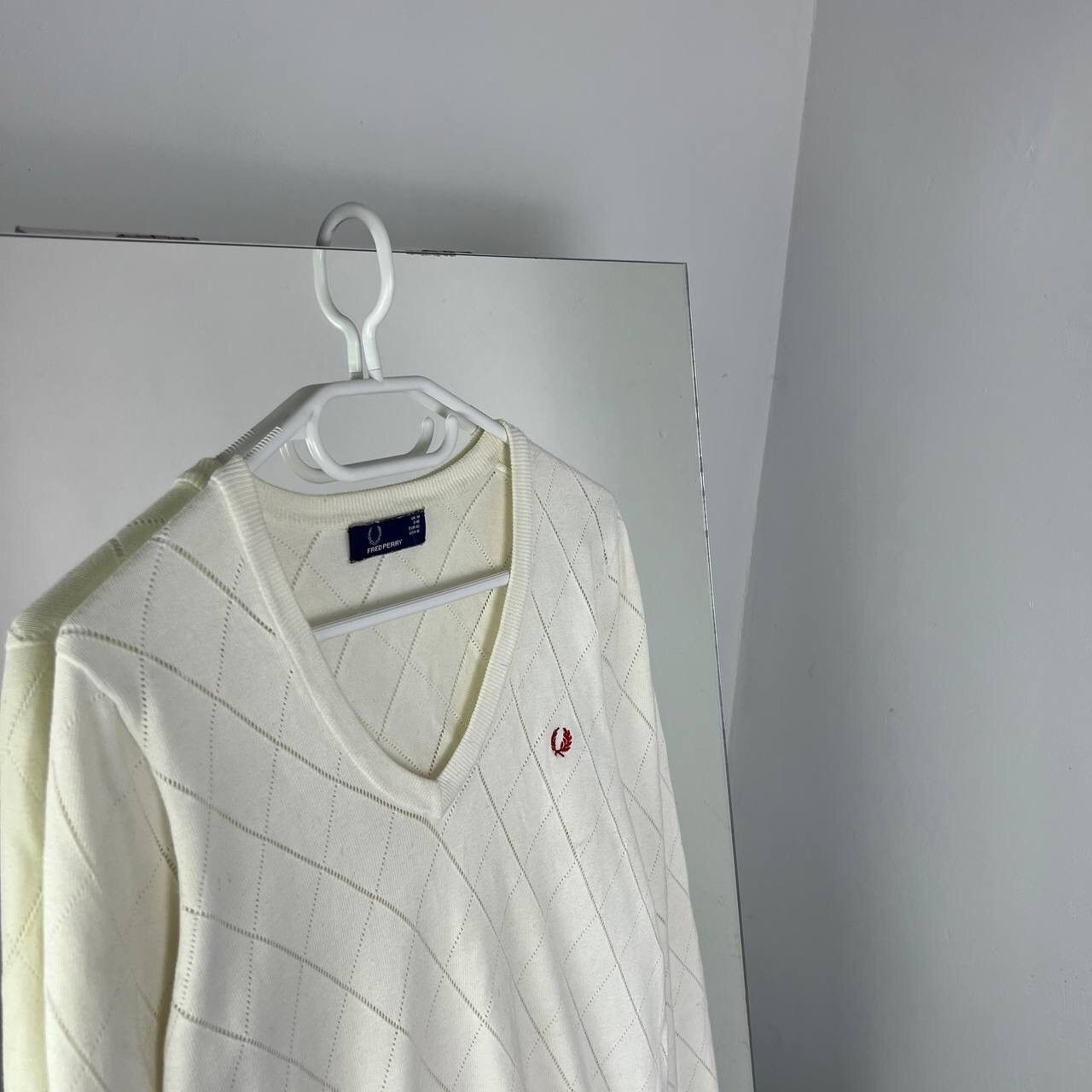Fred Perry Fred Perry Sweater Vneck Mini Logo Y2K Size XL / US 12-14 / IT 48-50 - 2 Thumbnail