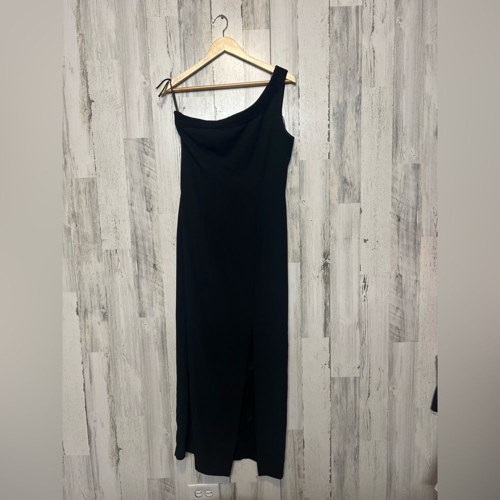 Other Maggy London Black One Shoulder Formal Gown | Size 6 | Elega Size S / US 4 / IT 40 - 1 Thumbnail