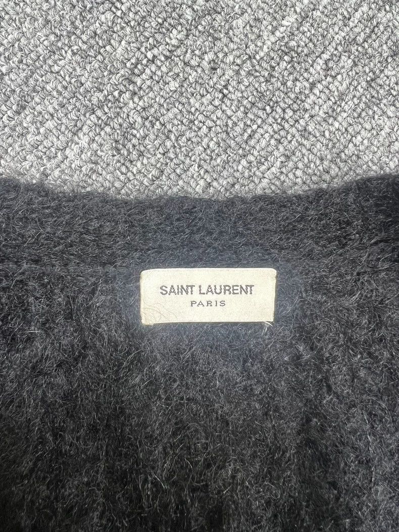 Yves Saint Laurent Saint Laurent13fw first year Darth Vader feather sweater ca Size US S / EU 44-46 / 1 - 3 Thumbnail