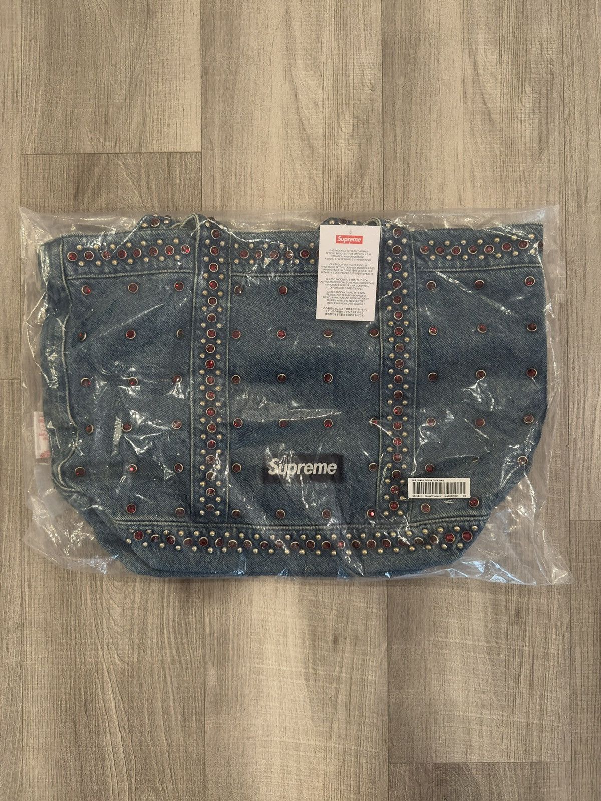 バッグ Supreme b.b. Simon Denim Tote Bag Supreme b.b. Simon Denim Tote Bag Washed Indigo - SS25 - US