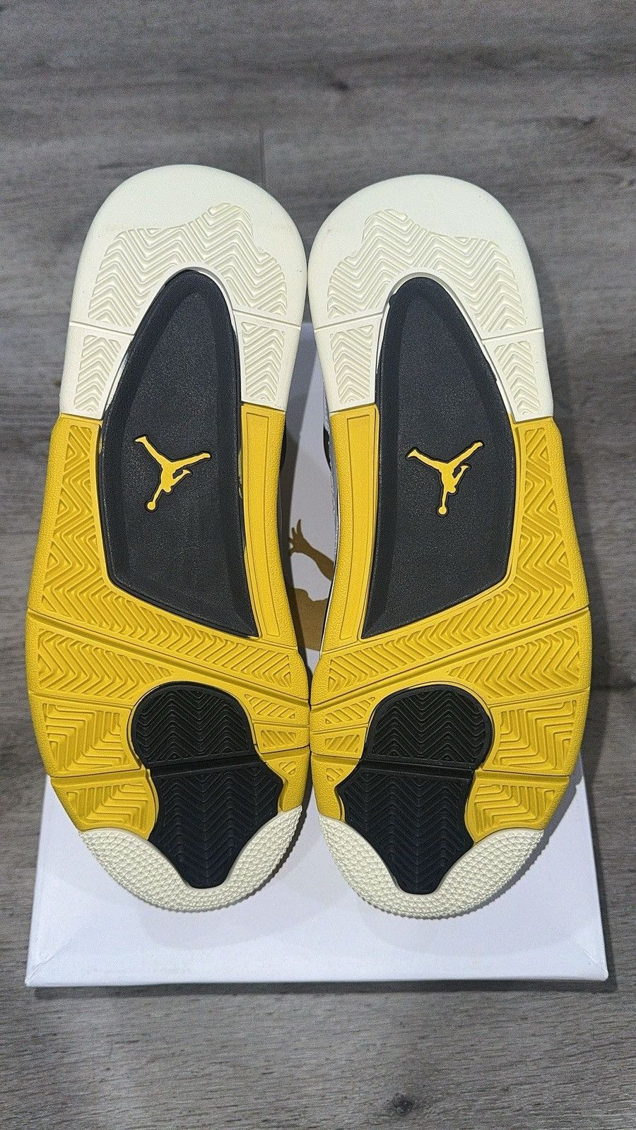 Jordan Brand Jordan 4 Retro Vivid Sulfur👟 Size US 11 / IT 41 - 7 Thumbnail