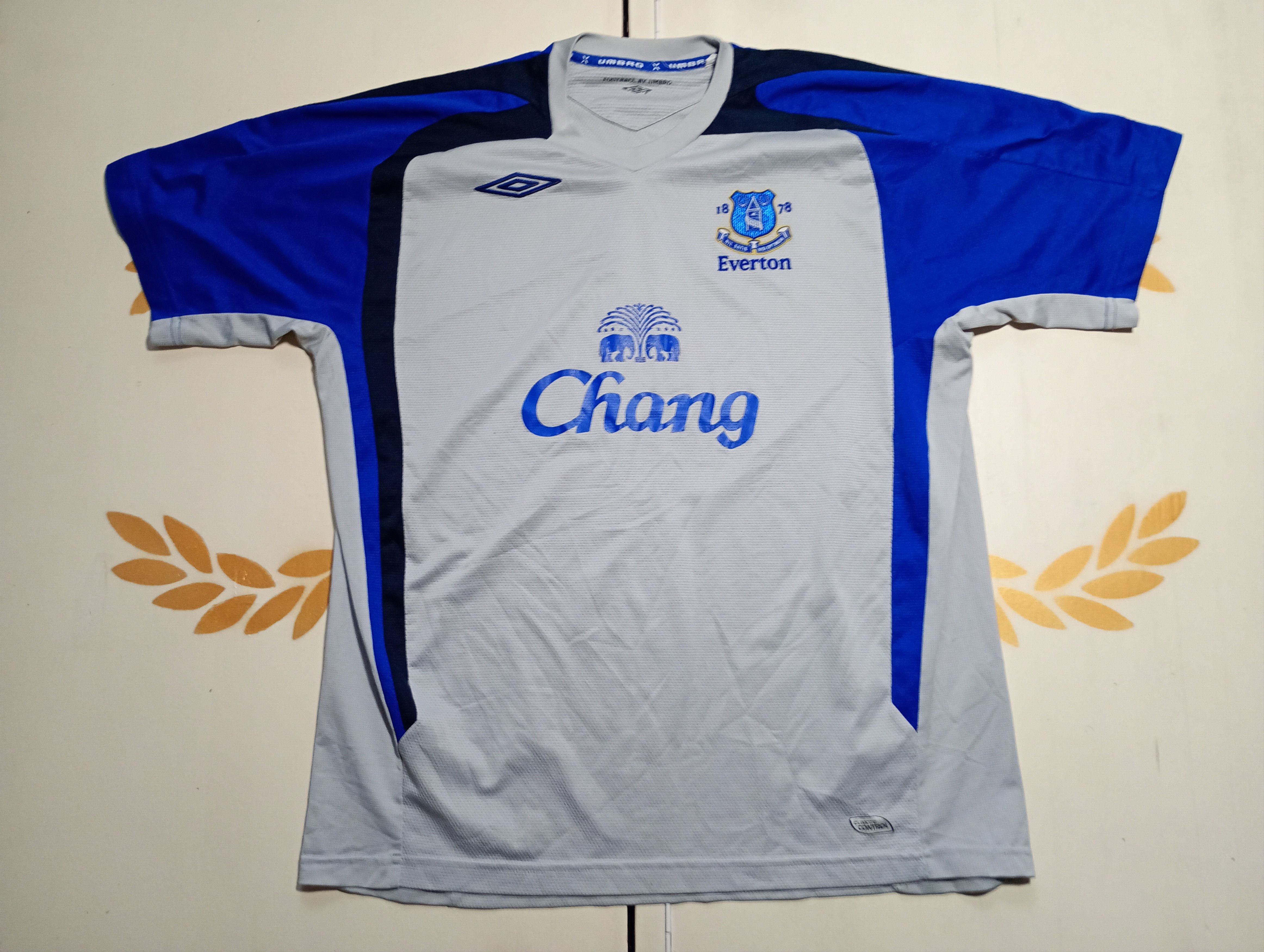 Umbro Umbro Everton FC Jersey 2005-2006 Size US L / EU 52-54 / 3 - 2 Thumbnail