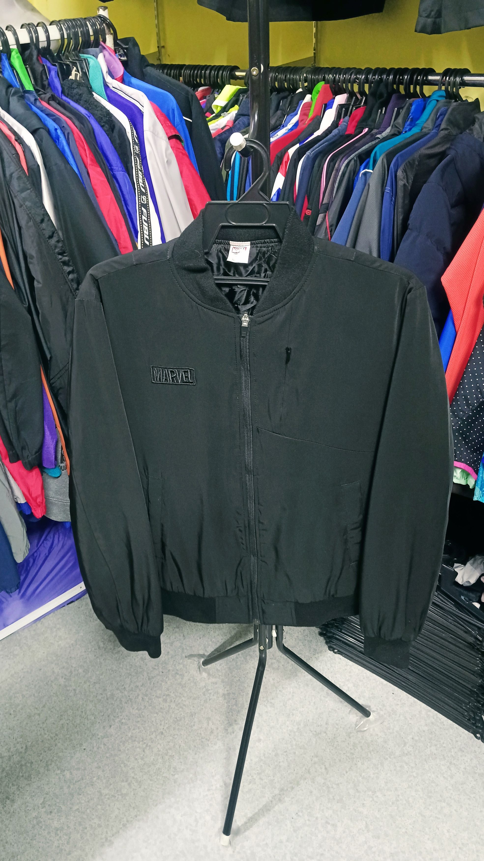 Marvel Comics Marvel Black Bomber Jacket Size US L / EU 52-54 / 3 - 1 Thumbnail