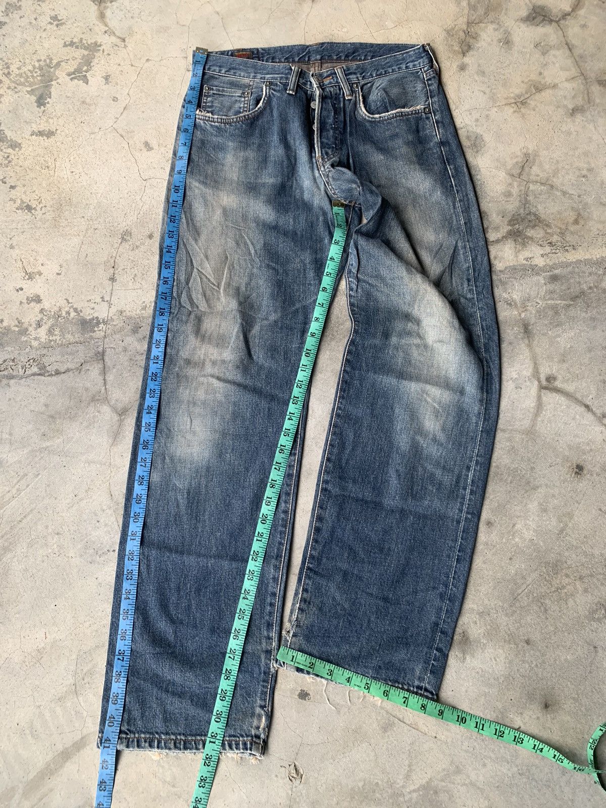 Edwin Distressed Edwin 503 blue faded. Size US 31 - 6 Thumbnail