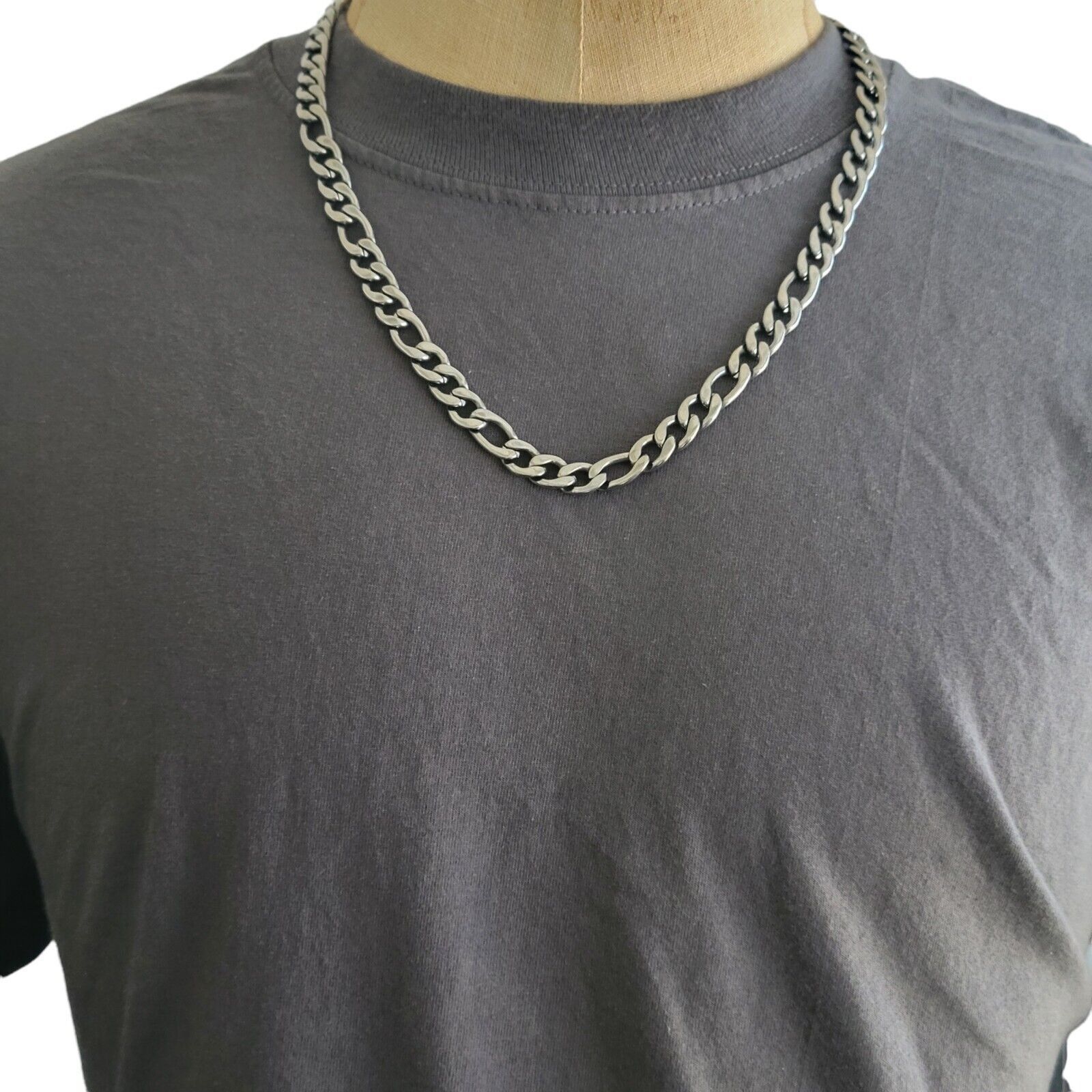 Macys Men's 24 Inch Stainless Silver Necklace. Size ONE SIZE - 3 Thumbnail