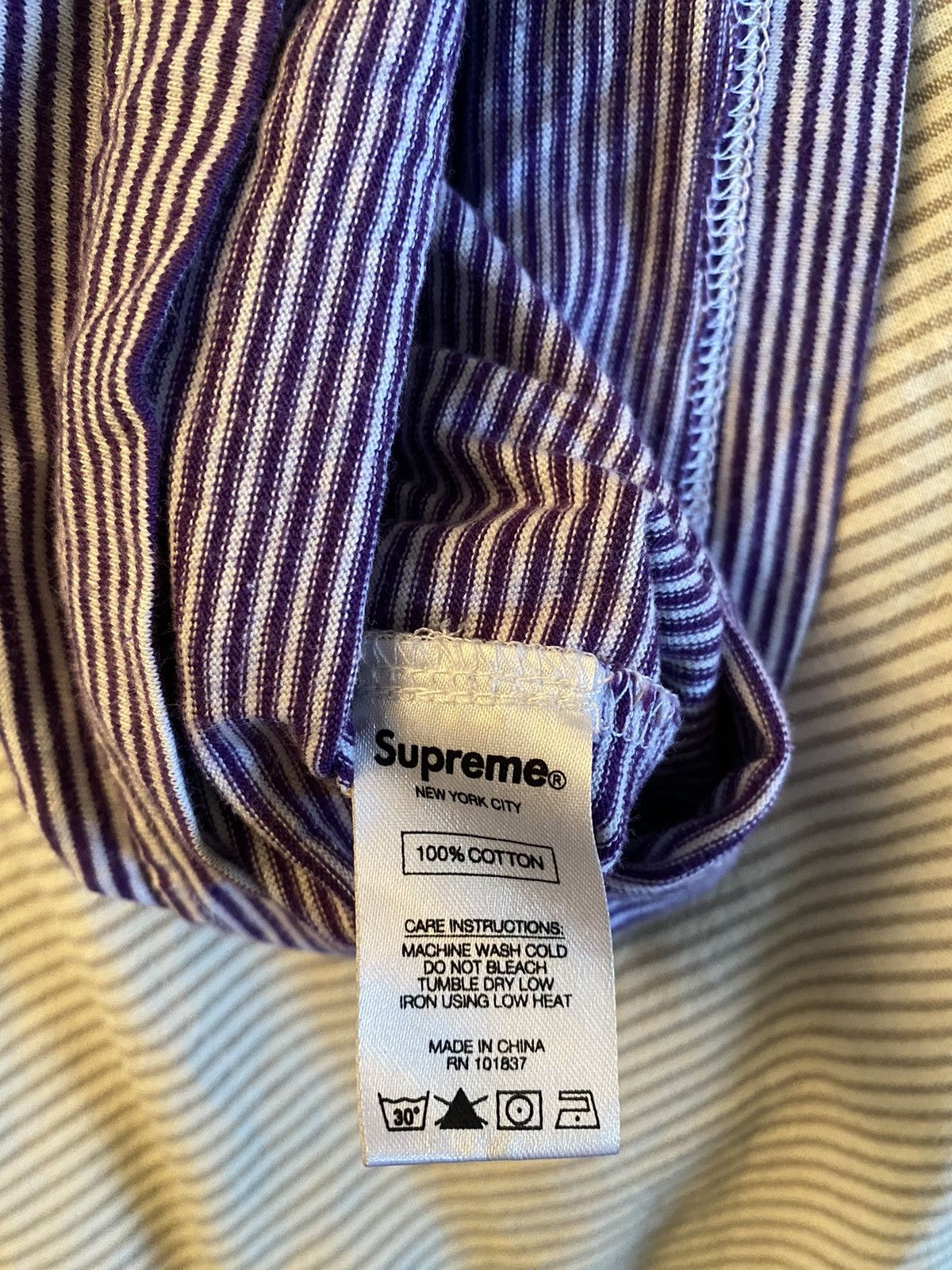 Supreme × Vintage Supreme New York Striped Tee Size US M / EU 48-50 / 2 - 4 Thumbnail