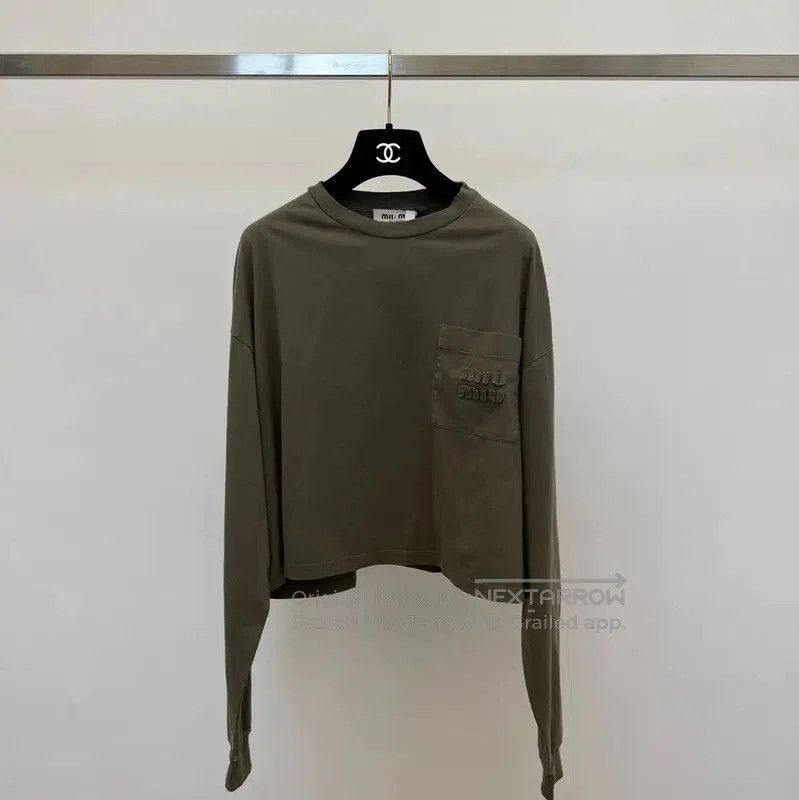 Miu Miu Miu Miu Army Green Long Sleeve T-Shirt . Size S / US 4 / IT 40 - 1 Thumbnail
