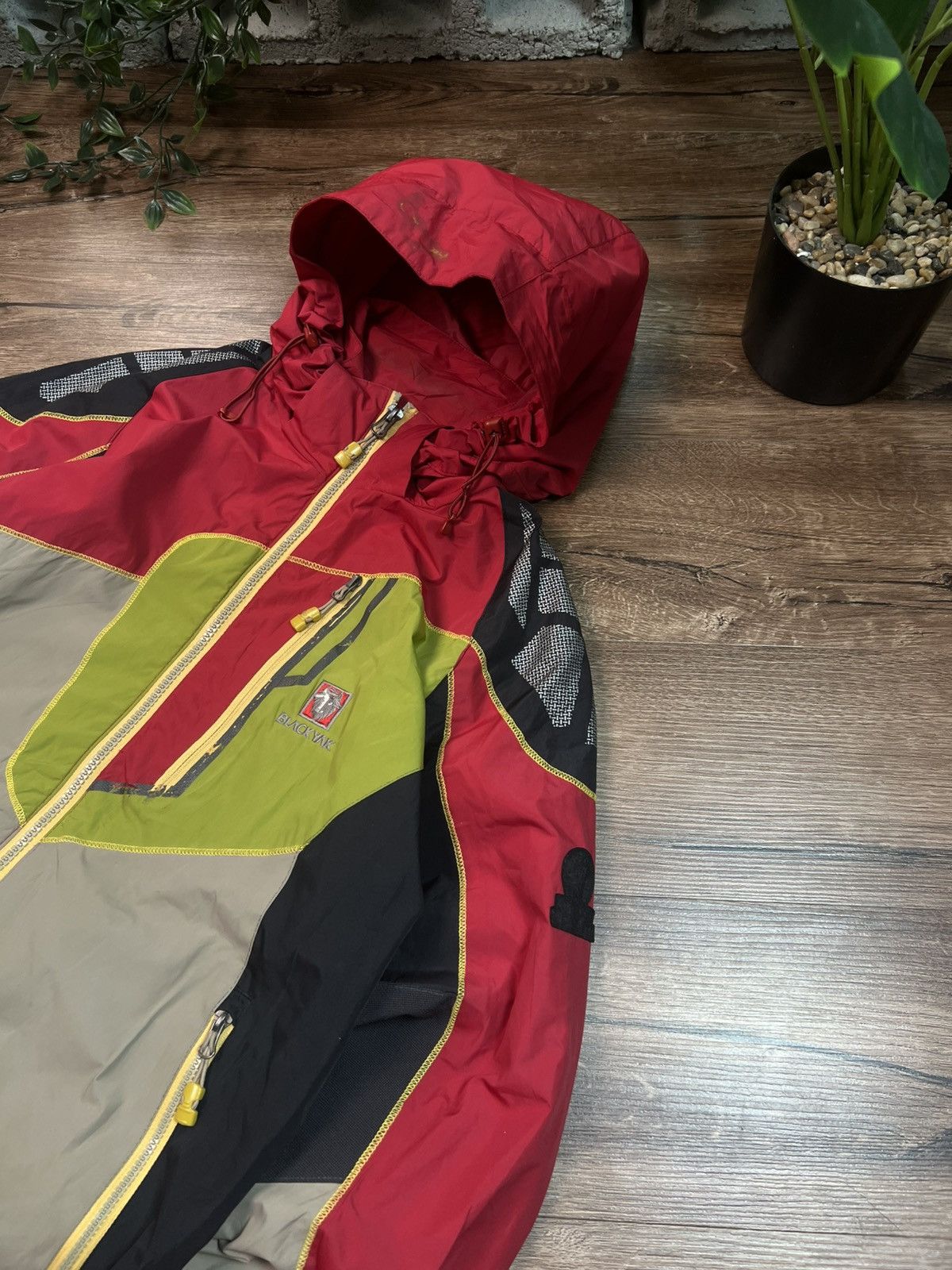 BLACKYAK Black Yak Expedition Shell Zip Outdoor Jacket Gorpcore Size S / US 4 / IT 40 - 4 Thumbnail