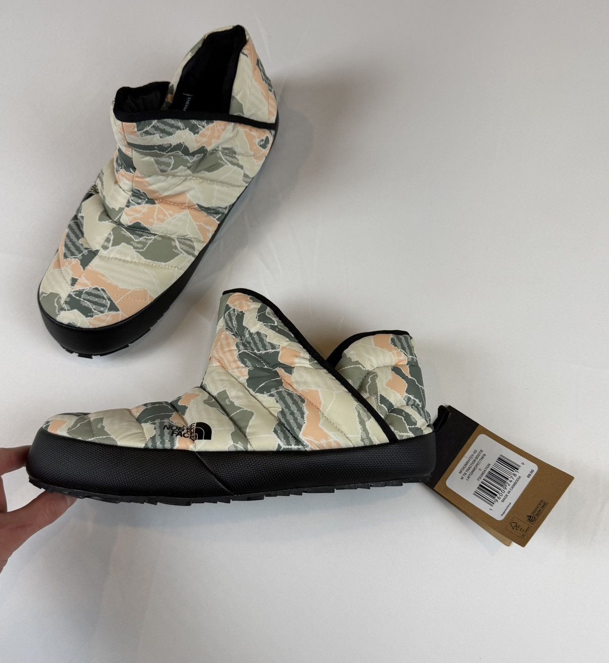 The North Face Mens North Face Thermoball booties Size US 11 / EU 44 - 2 Thumbnail
