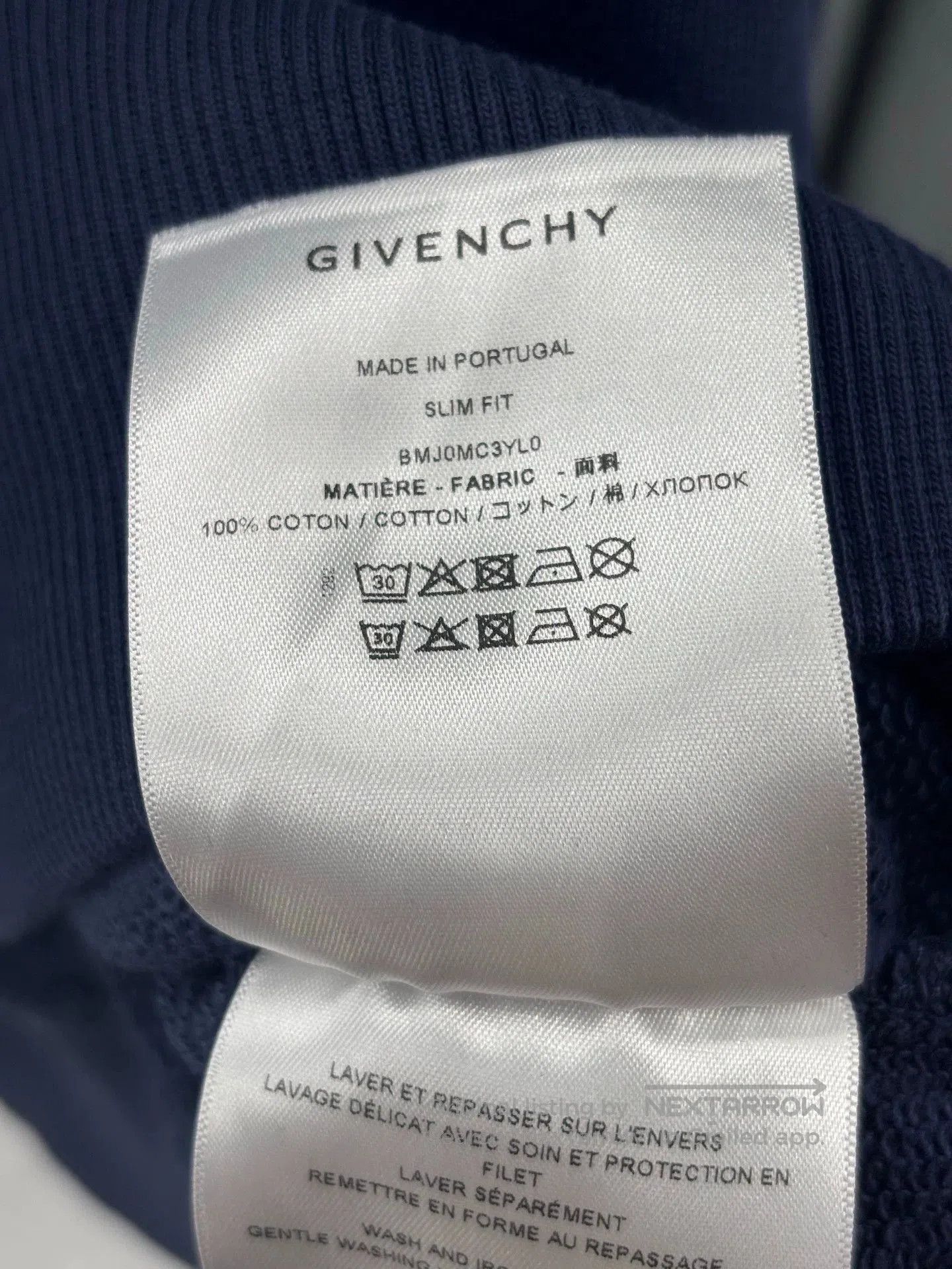 Givenchy Givenchy Men's Blue Sweatshirt with Logo. Size US L / EU 52-54 / 3 - 4 Thumbnail