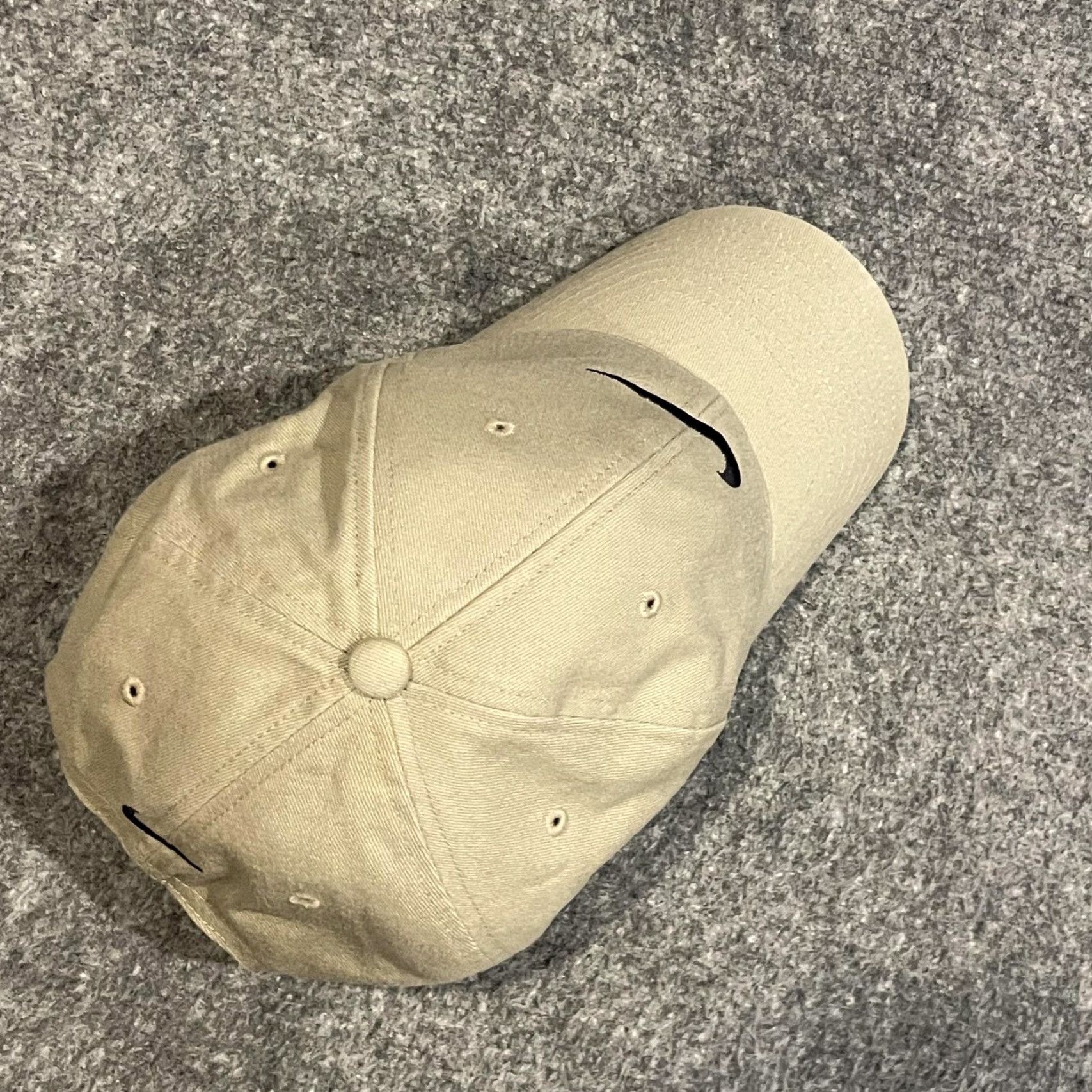 Nike VINTAGE Nike Baseball Cap One Size Beige Swoosh Strap Back One IGNITE Nike Cap Mens Gear Sports Hat Size ONE SIZE - 7 Thumbnail