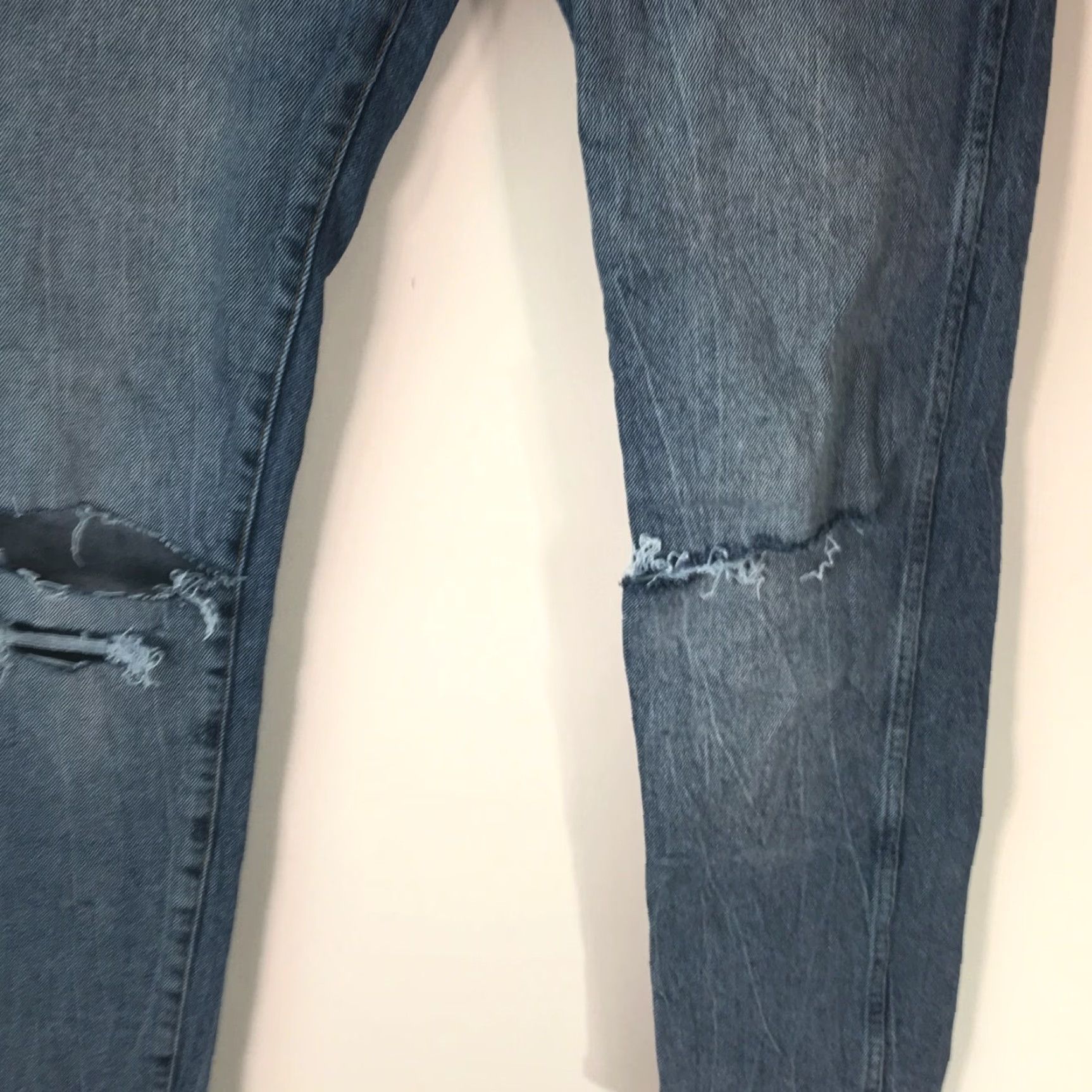 Gap Gap Denim Jeans Women's Regular Size 6 Mid Rise Distressed Straight Blue 30x28 Jeans Size 28" / US 6 / IT 42 - 5 Thumbnail