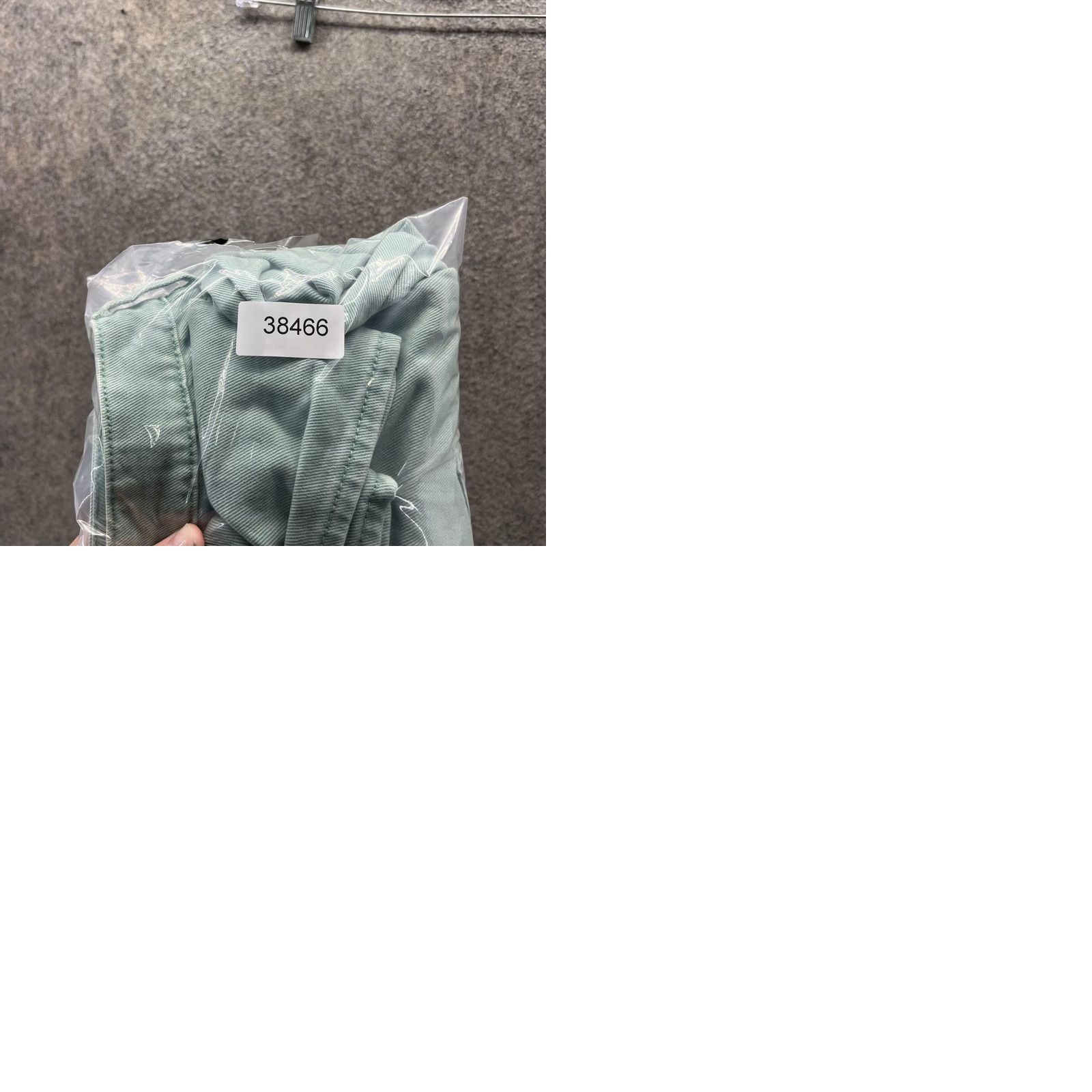 Pacsun PacSun Mom Jeans Womens 24 Light Green High Rise Tapered Leg Denim Pants Jeans Size 42" / US 20 - 9 Thumbnail