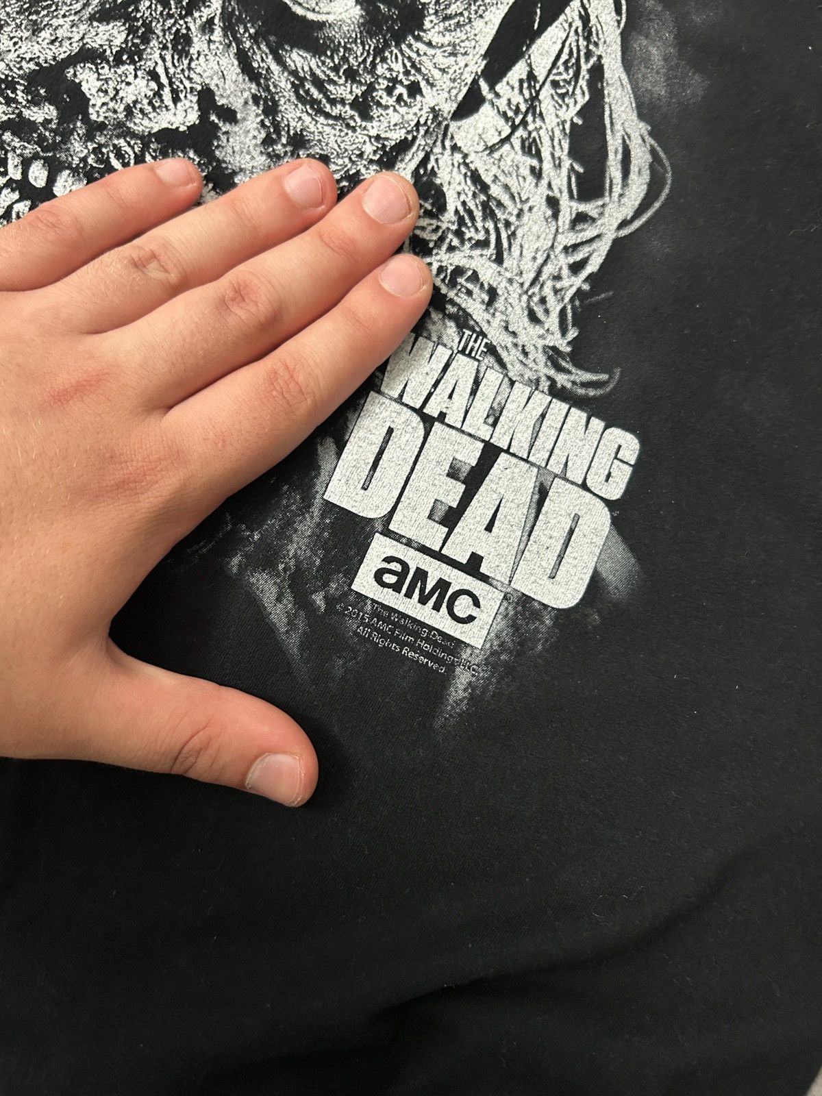 Gildan Vintage The Walking Dead Big logo shirt 2015©️ Size US M / EU 48-50 / 2 - 3 Thumbnail