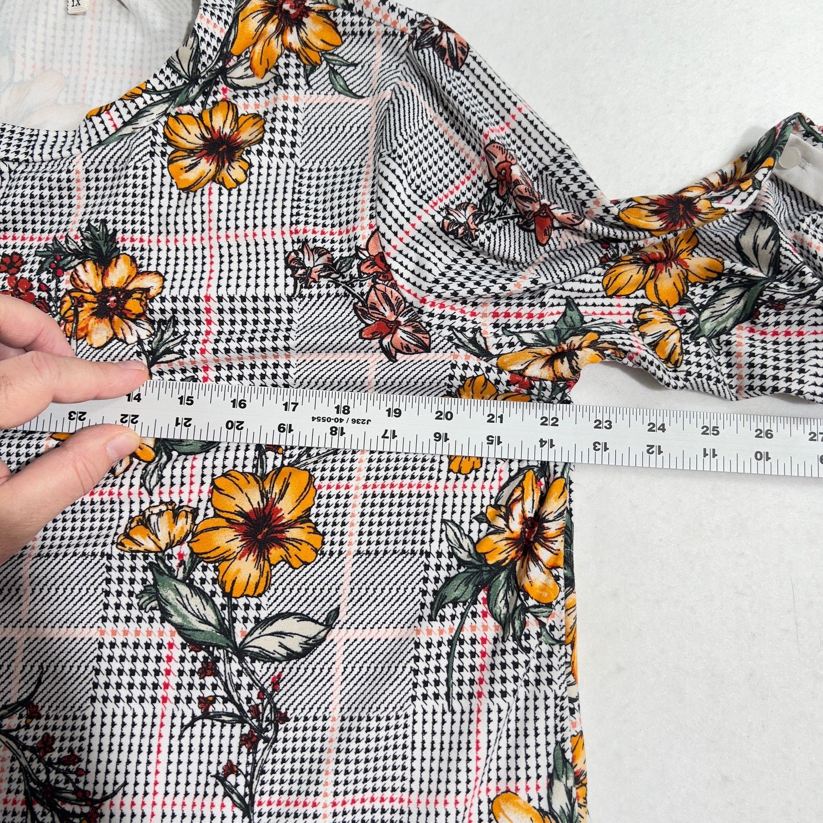 Other Faith and Joy by Monteau Top Woman’s 1X Floral Check Stretch Size XL / US 12-14 / IT 48-50 - 7 Thumbnail