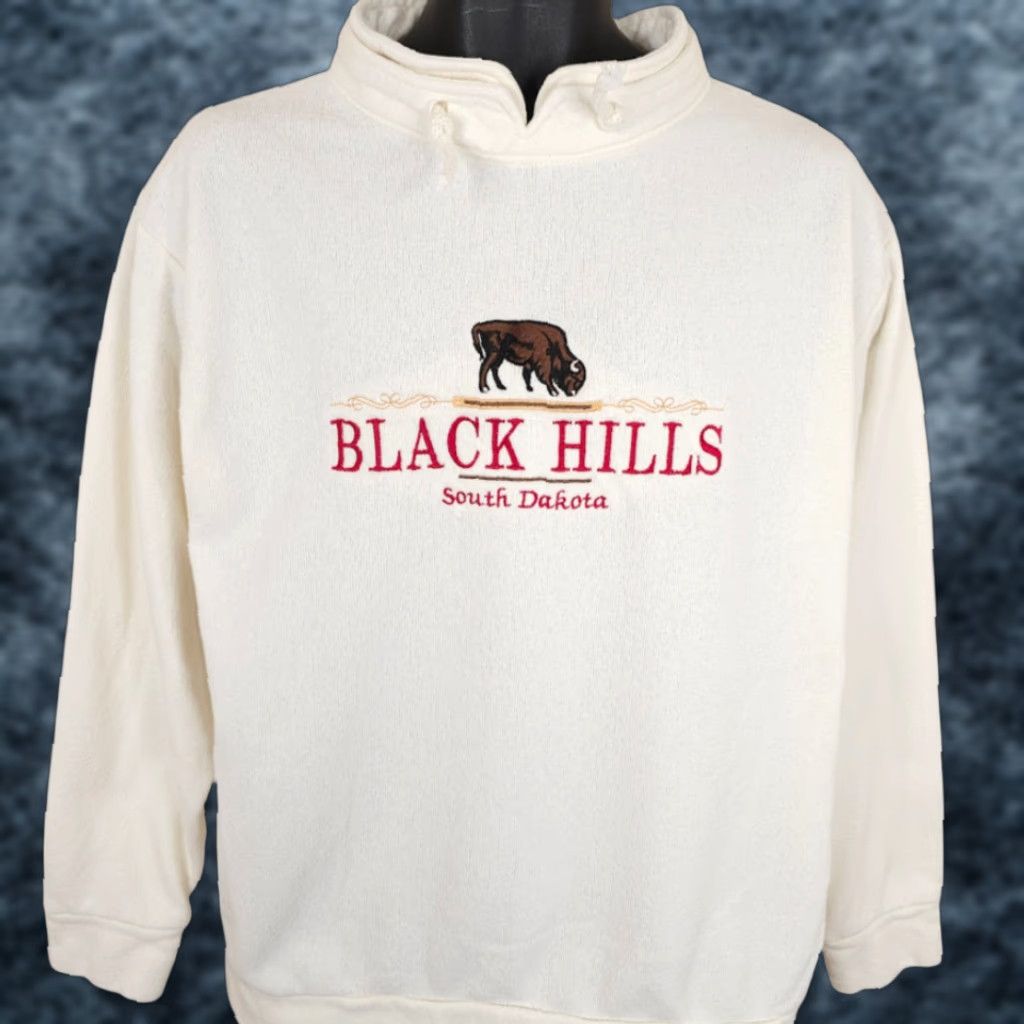 Vintage VINTAGE Black Hills South Dakota Sweatshirt Mens Size Medium White 80s USAESY Shirt? Size US M / EU 48-50 / 2 - 1 Thumbnail