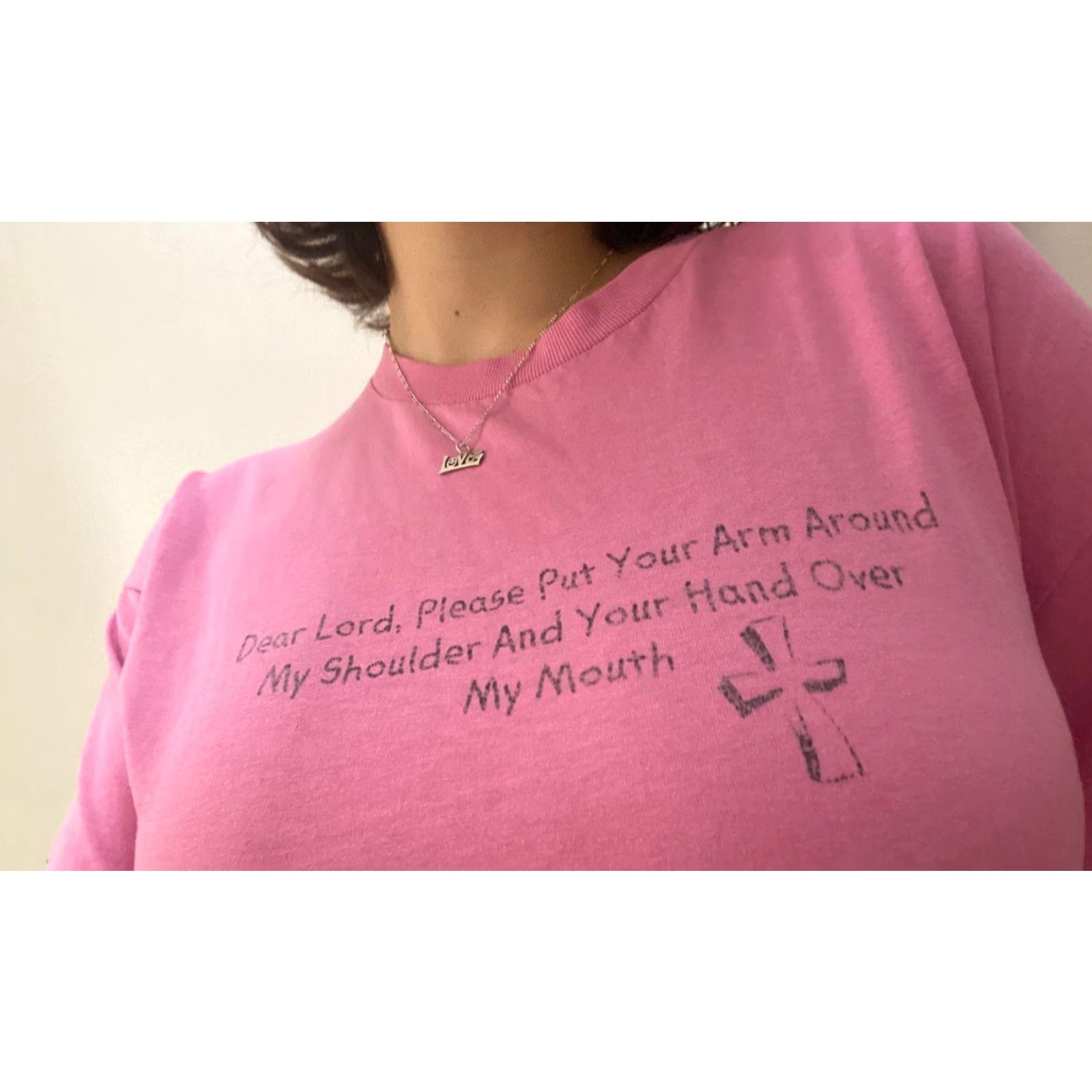 Fruit Of The Loom Vintage 90s Dear Lord Put Your Arm Around My Shoulder Funny T Shirt L Pink Fruit of the Loom Unisex Adults Crew Neck Short Sleeve 90s T-Shirt Size US L / EU 52-54 / 3 - 2 Thumbnail