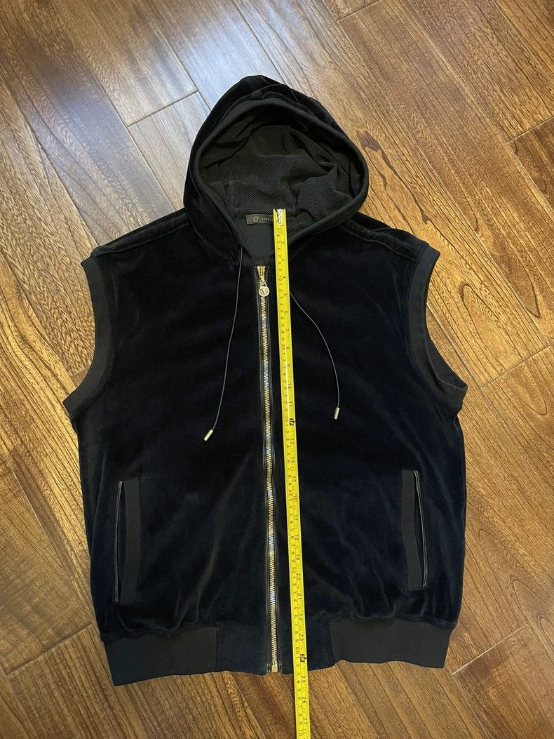 Versace Versace Black velvet sleeveless jacket Size US L / EU 52-54 / 3 - 5 Thumbnail