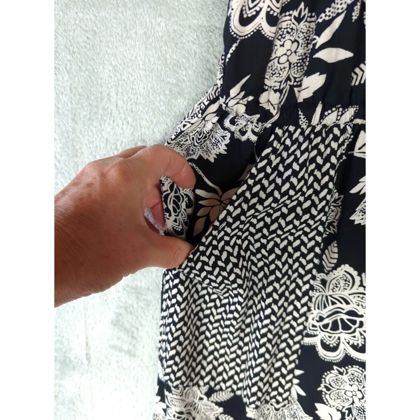 American Eagle Outfitters American Eagle Outfitters Jumpsuit Women S Black Floral Sleeveless Spaghetti Strap Relaxed Boho Beachy Size 28" / US 6 / IT 42 - 3 Thumbnail