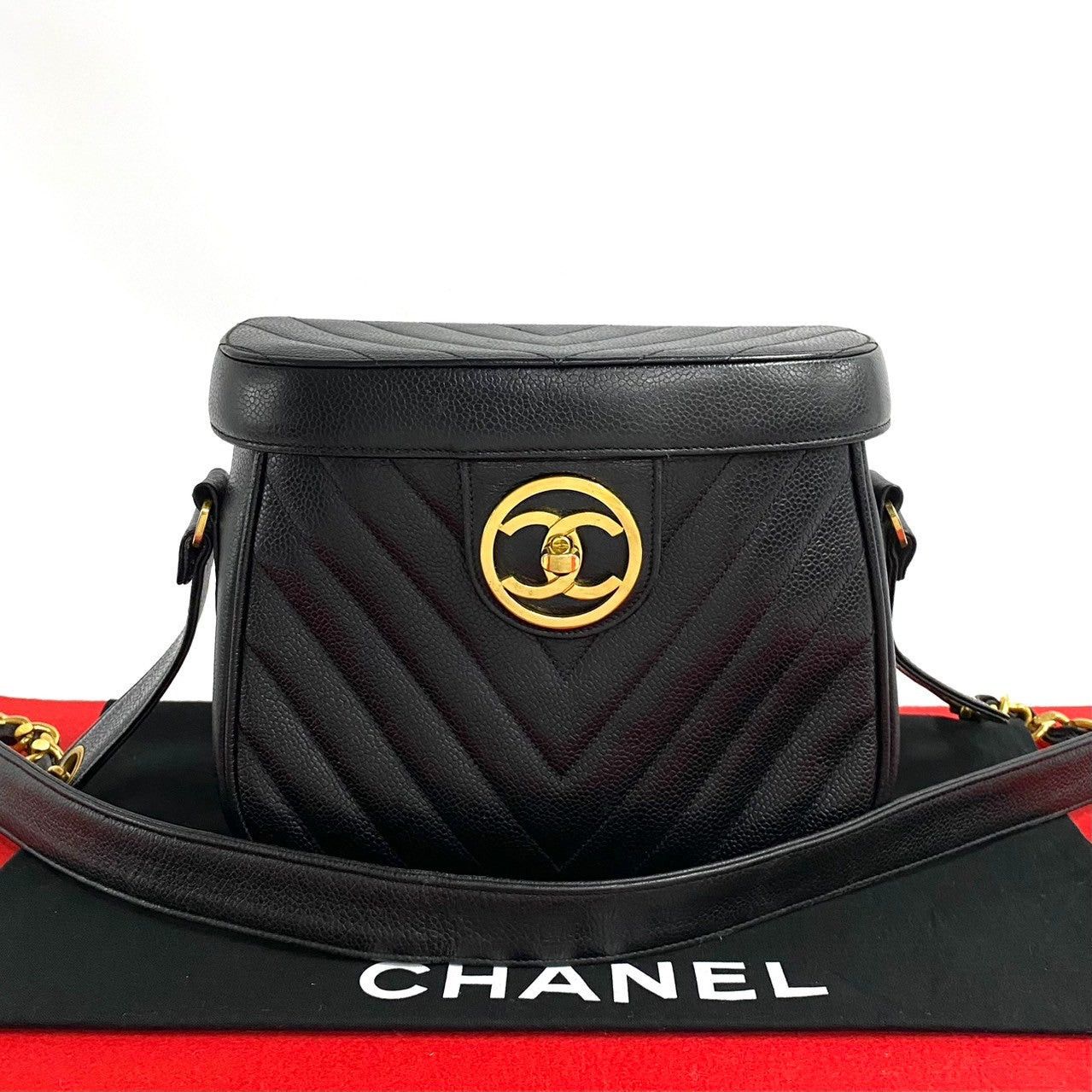 Chanel Chanel Shoulder Bag Black Leather Size ONE SIZE - 1 Thumbnail