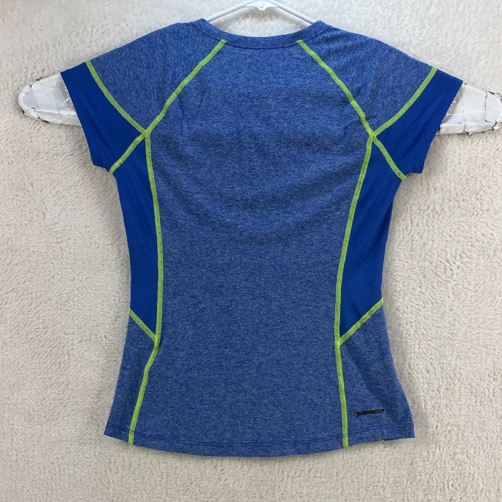 The North Face VINTAGE The North Face Womens XS T Shirt Blue Flash Dry Short Sleeve V Neck Athletic Size XS / US 0-2 / IT 36-38 - 2 Thumbnail