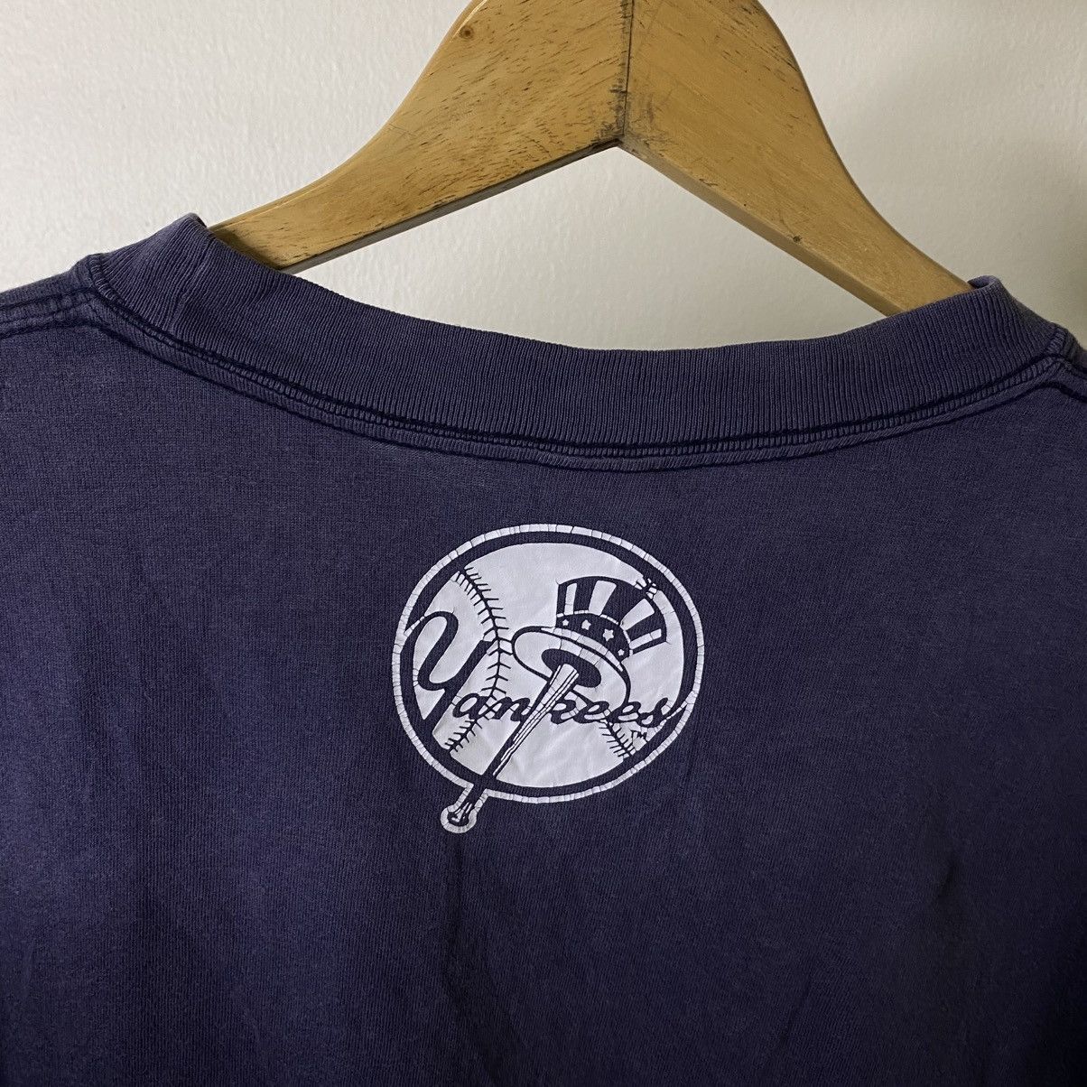 New York Yankees 2000s NY Yankees MLB Meiji Yasuda Faded T Shirt Size US L / EU 52-54 / 3 - 7 Thumbnail