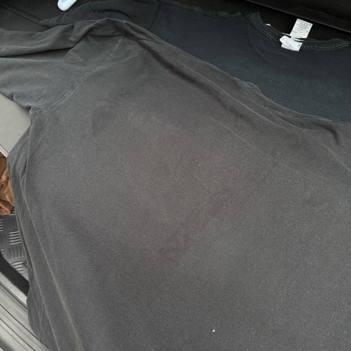 Other Vintage Black Blank Tee Japanese Archive Trashed Basic Size US L / EU 52-54 / 3 - 9 Thumbnail