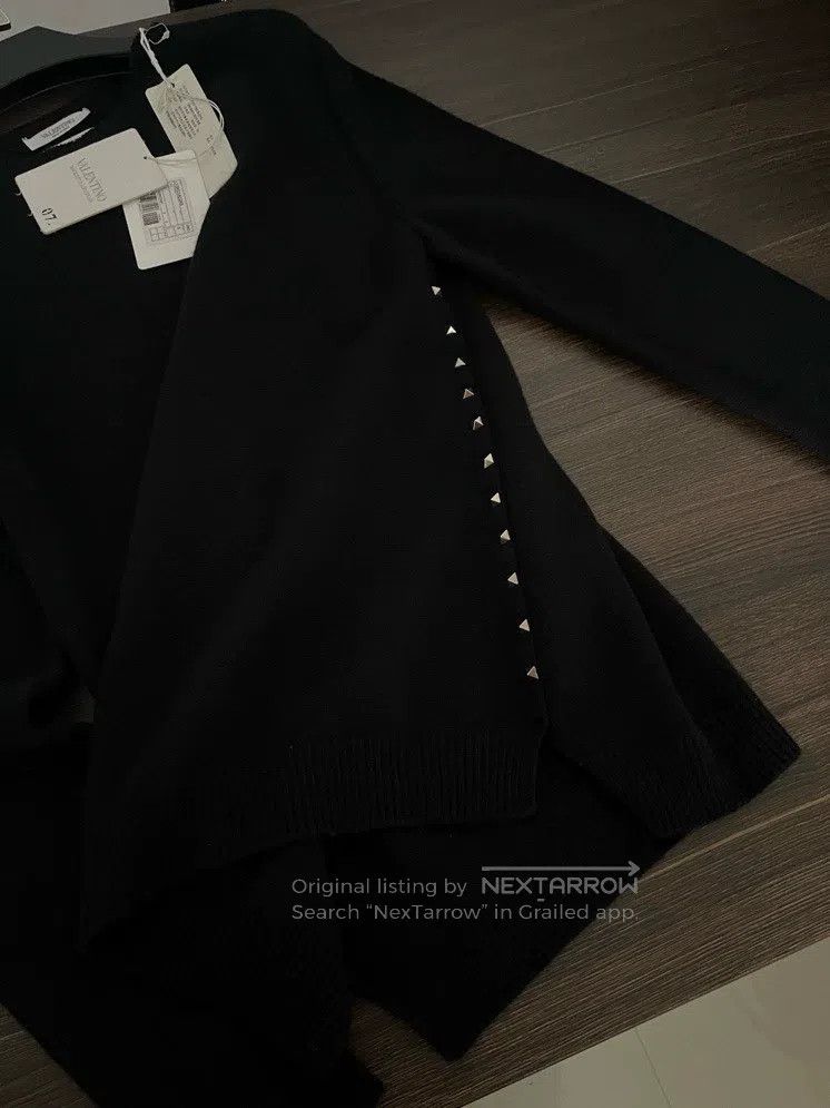 Valentino Valentino Full cashmere black willow studded sweater Size S / US 4 / IT 40 - 4 Thumbnail