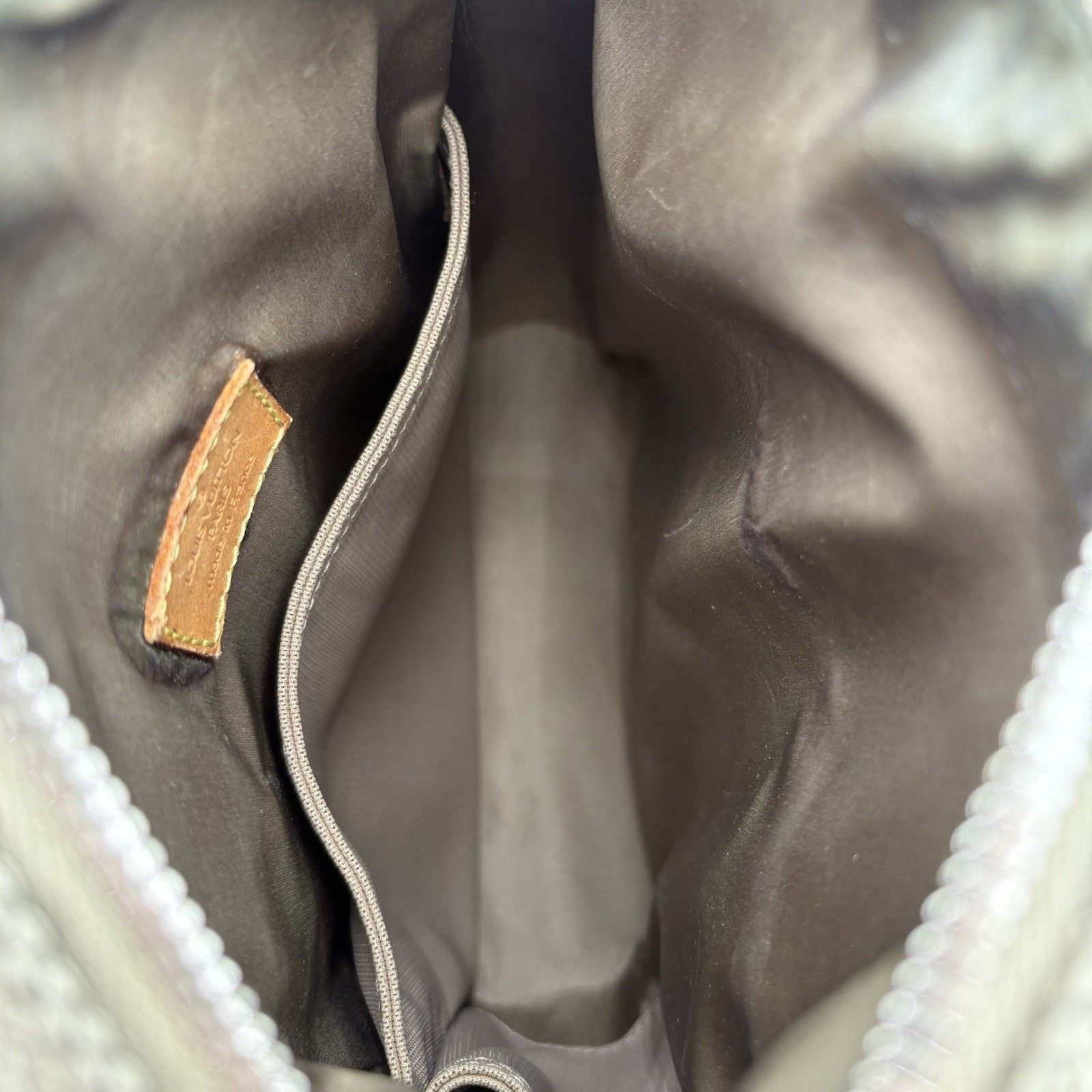 Louis Vuitton Louis Vuitton Canvas Damier Geant Citidan Shoulder Bag GOOD! Size ONE SIZE - 21 Thumbnail
