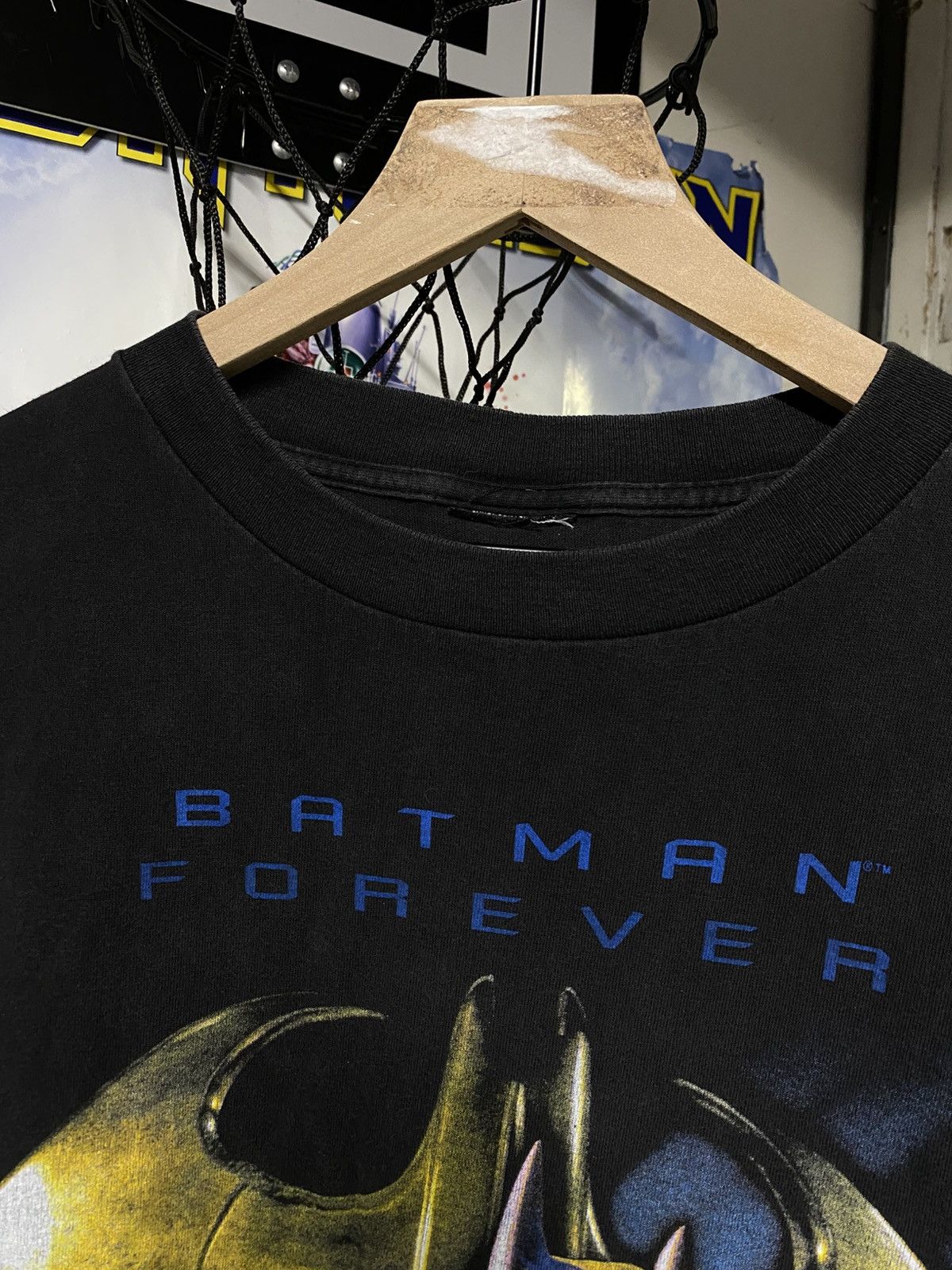 Vintage Vintage 90’s Batman Forever Movie T-Shirt DC Comics Medium Size US M / EU 48-50 / 2 - 4 Thumbnail