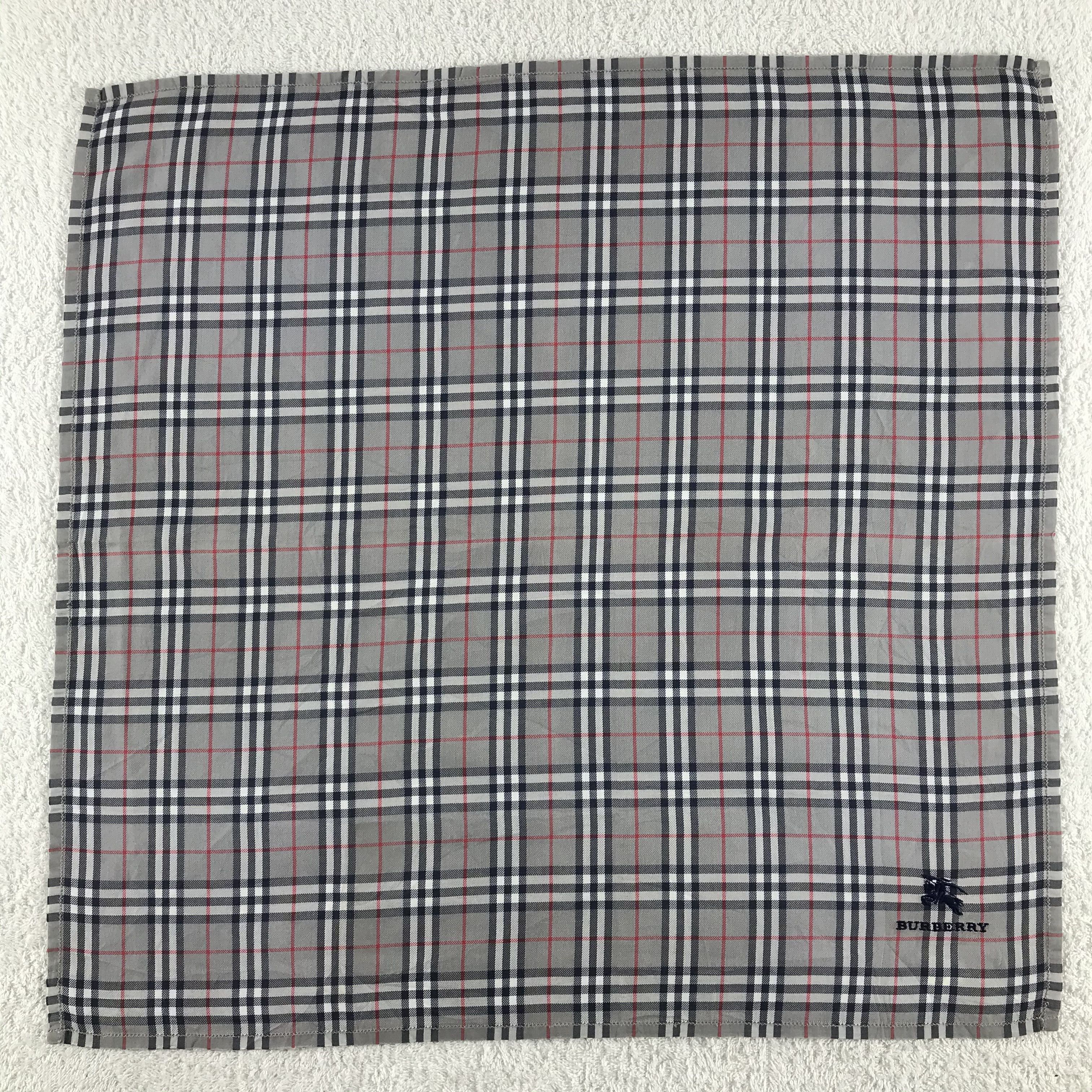 Burberry × Vintage Burberry Bandana / Handkerchief / Neckerchief - S161 Size ONE SIZE - 1 Thumbnail