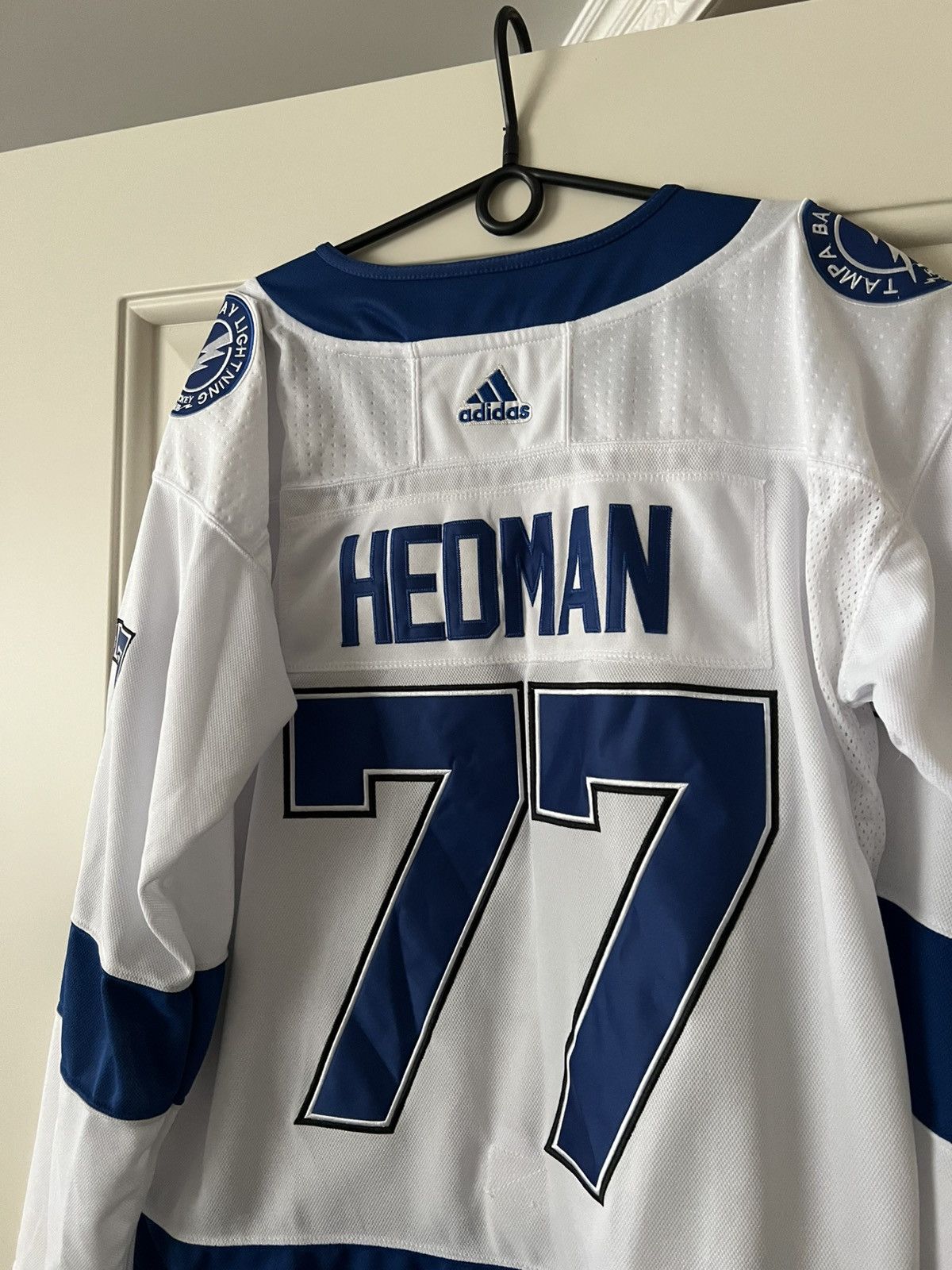 NHL Adidas NHL Tampa Bay Lightning #77 Hedman Jersey Size US XL / EU 56 / 4 - 22 Thumbnail