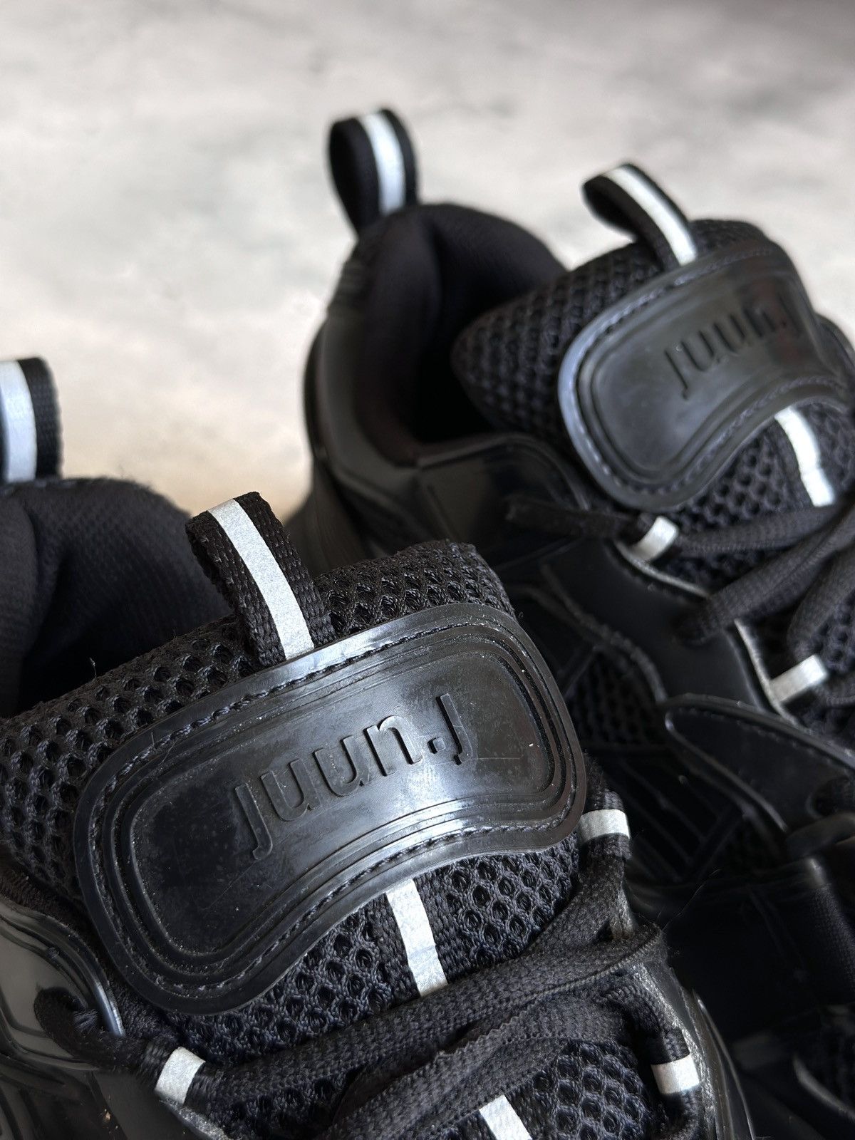 Juun.J SS20 VELCRO STRAP TECHNICAL RUNNERS Size US 9 / EU 42 - 13 Thumbnail