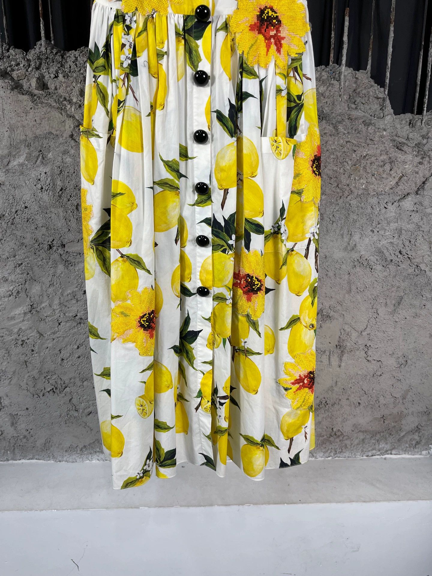Dolce & Gabbana DOLCE&GABBANA DG Sleeveless Dress Women's Size 3 Size XS / US 0-2 / IT 36-38 - 4 Thumbnail