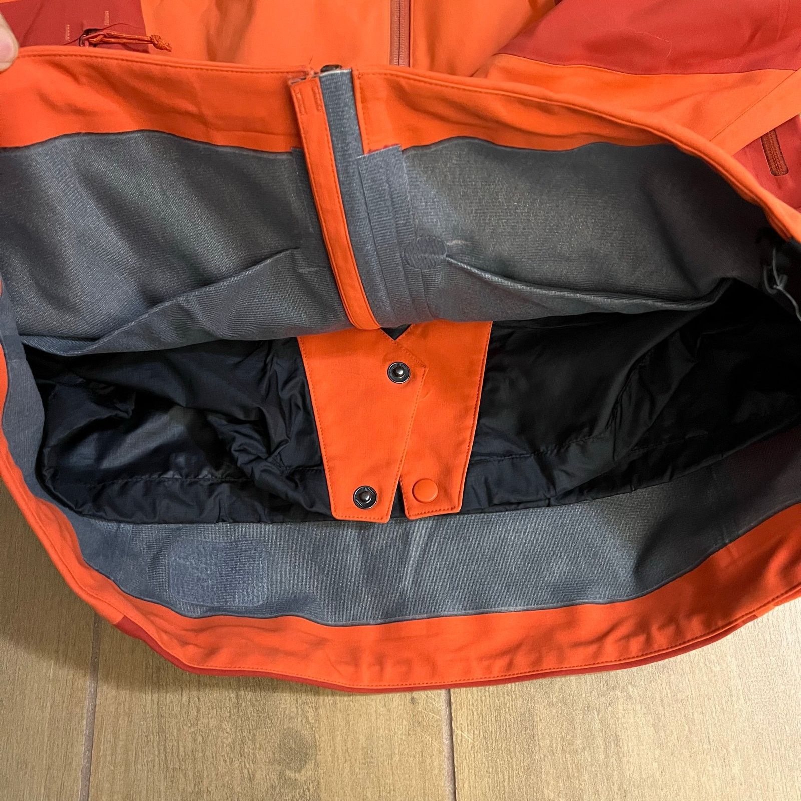 Arc'teryx Arc’teryx Women’s M Ski Shell Jacket RECCO Avalanche Orange Size M / US 6-8 / IT 42-44 - 9 Thumbnail