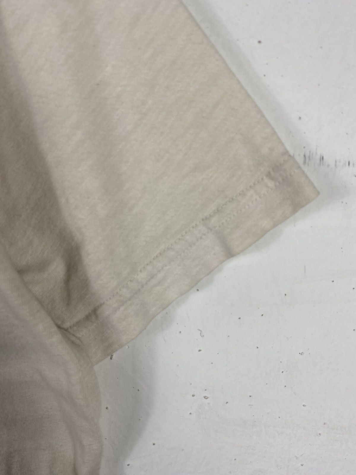 Undercover × Uniqlo Uniqlo X Undercover Bashful Snow White & 7 Dwarfs T-Shirt Size US M / EU 48-50 / 2 - 5 Thumbnail