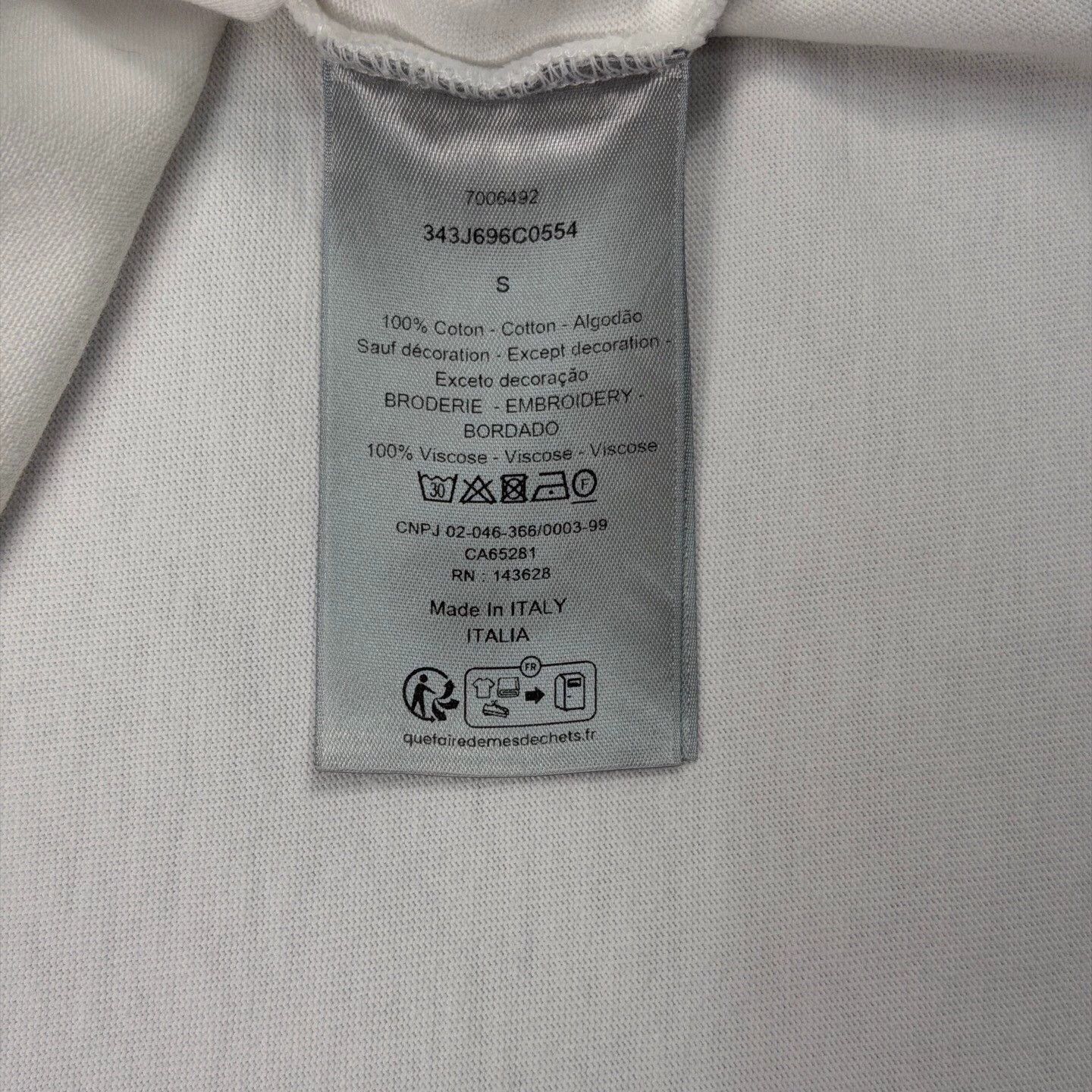 Dior Dior Embossed Logo White S Near New Tee Size S / US 4 / IT 40 - 4 Thumbnail