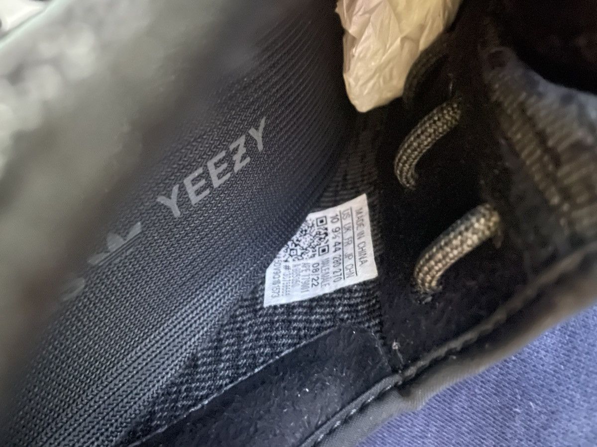 Yeezy YEEZY 350 V1 Pirate Black Size US 10 / EU 43 - 7 Thumbnail