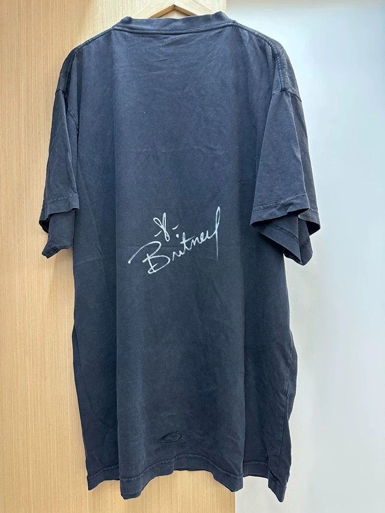 Balenciaga Balenciaga Distressed Short-Sleeve T-Shirt Size US XS / EU 42 / 0 - 5 Thumbnail