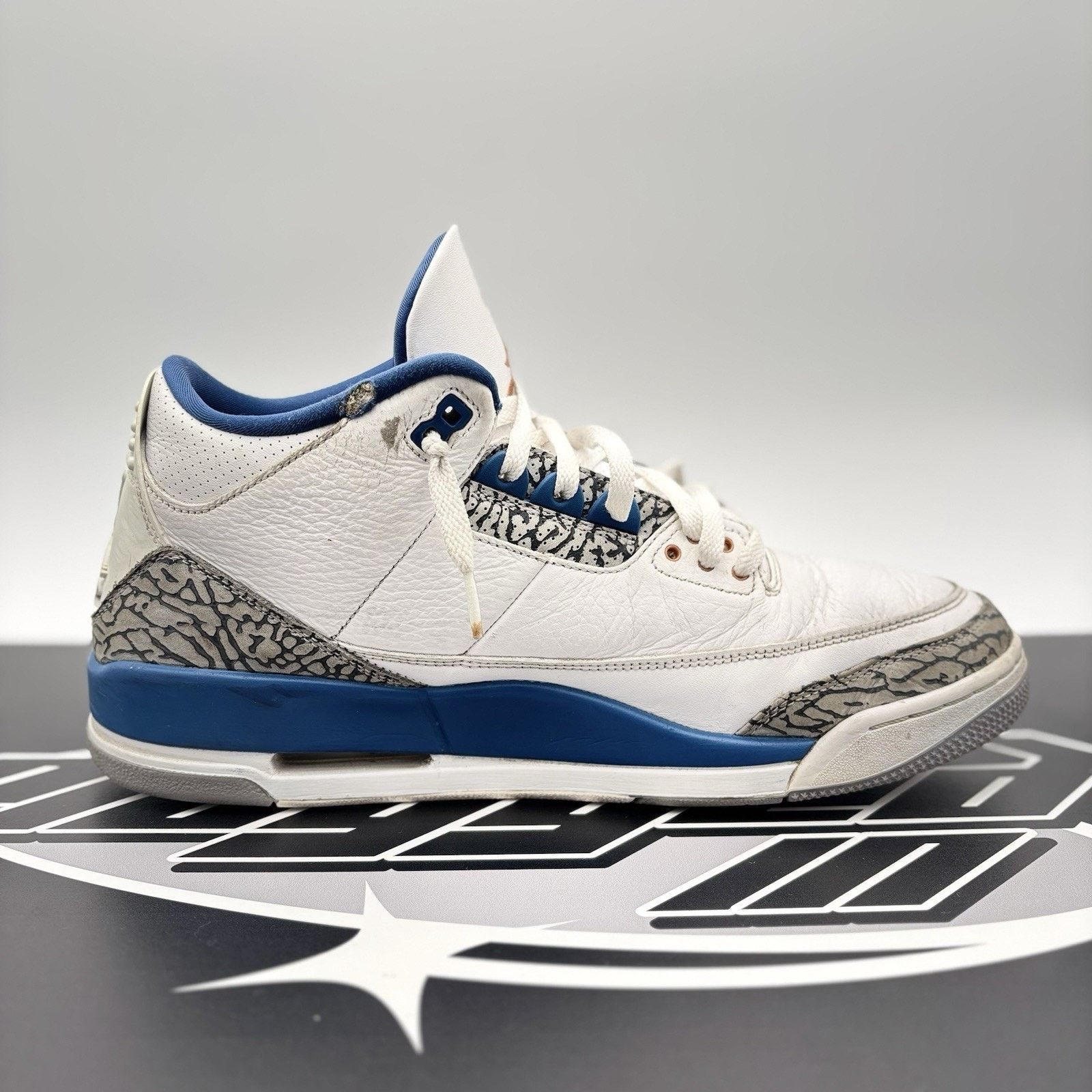 Jordan Brand Size 13 - Jordan 3 Retro Mid Washington Wizards Size US 13 / EU 46 - 14 Thumbnail