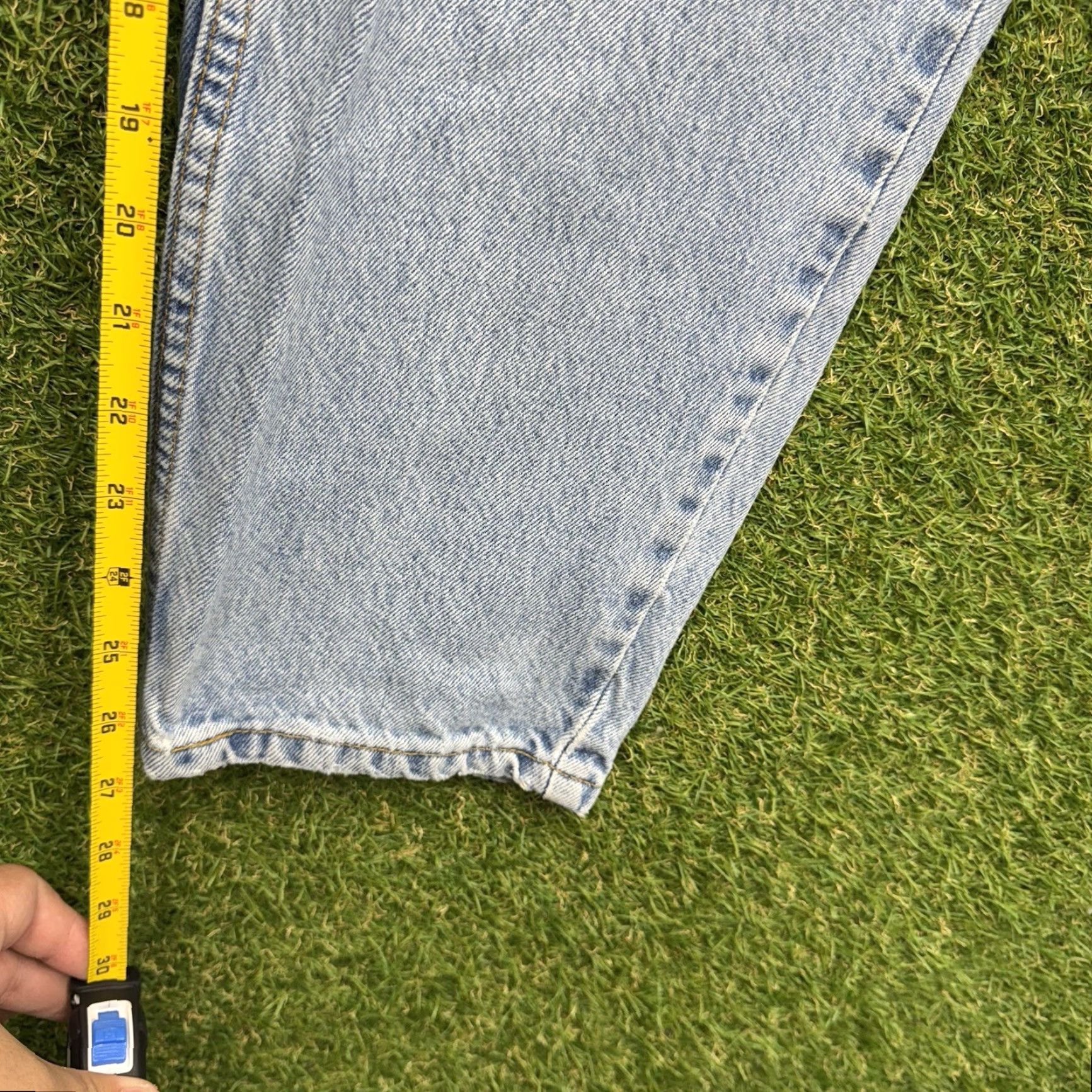 Levi's VINTAGE Levi's 550 Jeans Womens 10 Light Wash Tapered Blue 90s USA Size 32" / US 10 / IT 46 - 5 Thumbnail