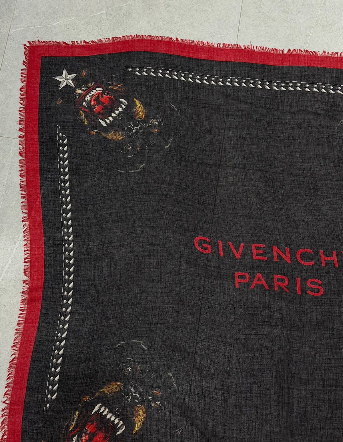 Givenchy GIVENCHY Rottweiler Stars & Chain Cashmere Scarf wool Kanye Size ONE SIZE - 11 Thumbnail