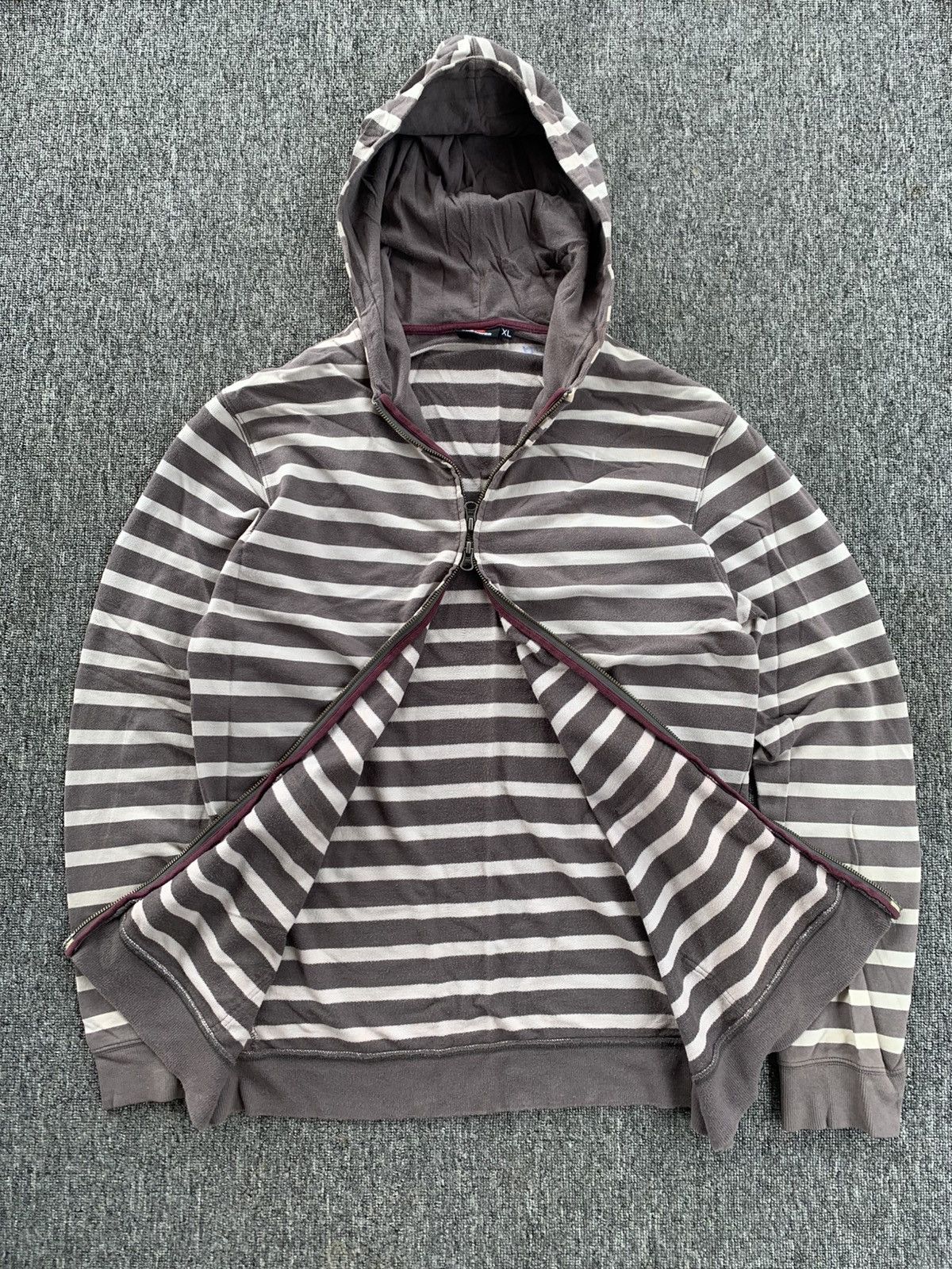Quiksilver Quiksilver Sunfaded Stripe Disstressed Zip Up Jacket Hoodie Size US XL / EU 56 / 4 - 4 Thumbnail