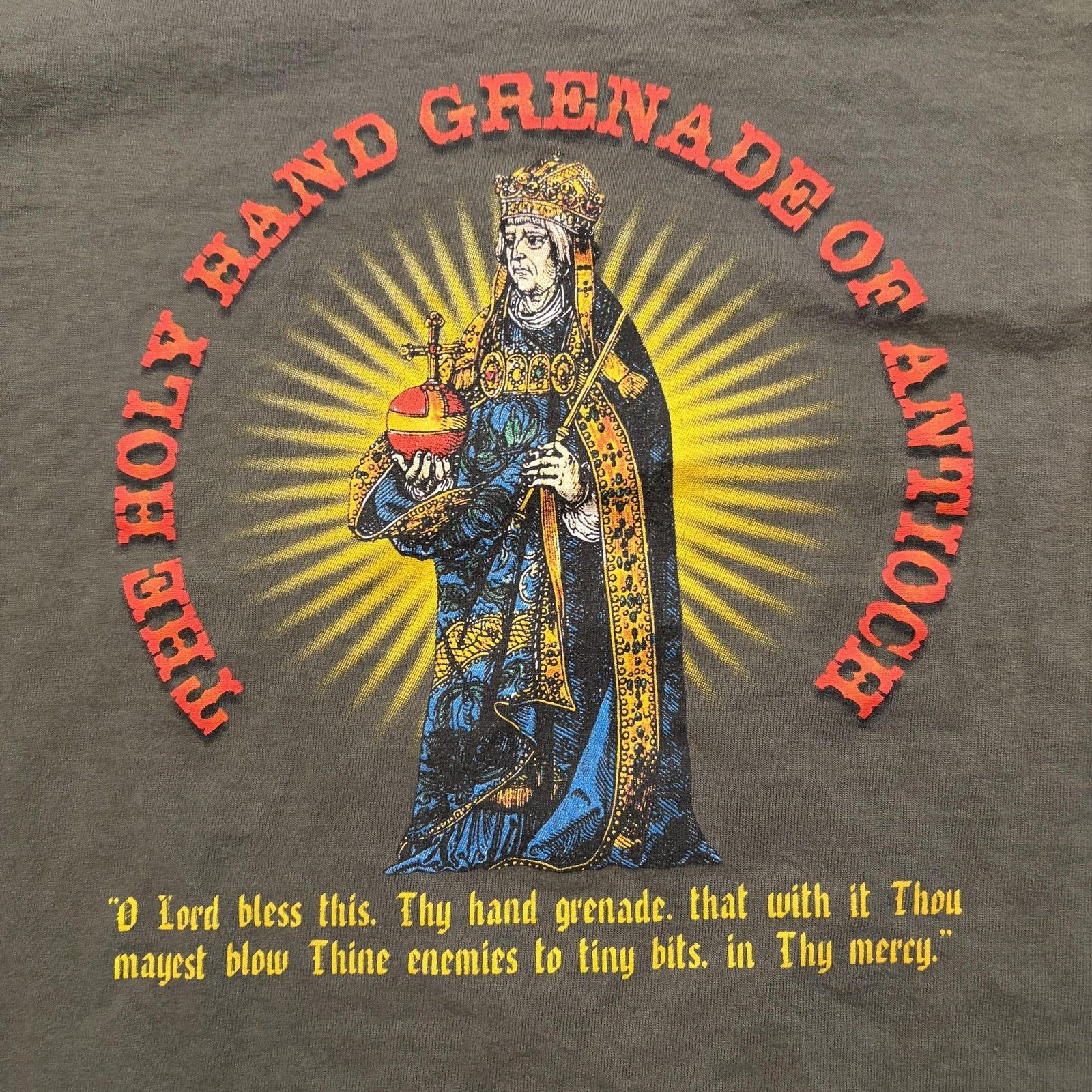 Gildan Monty Python Holy Grail Shirt XL Green Gildan Holy Grenade Size US XL / EU 56 / 4 - 4 Thumbnail