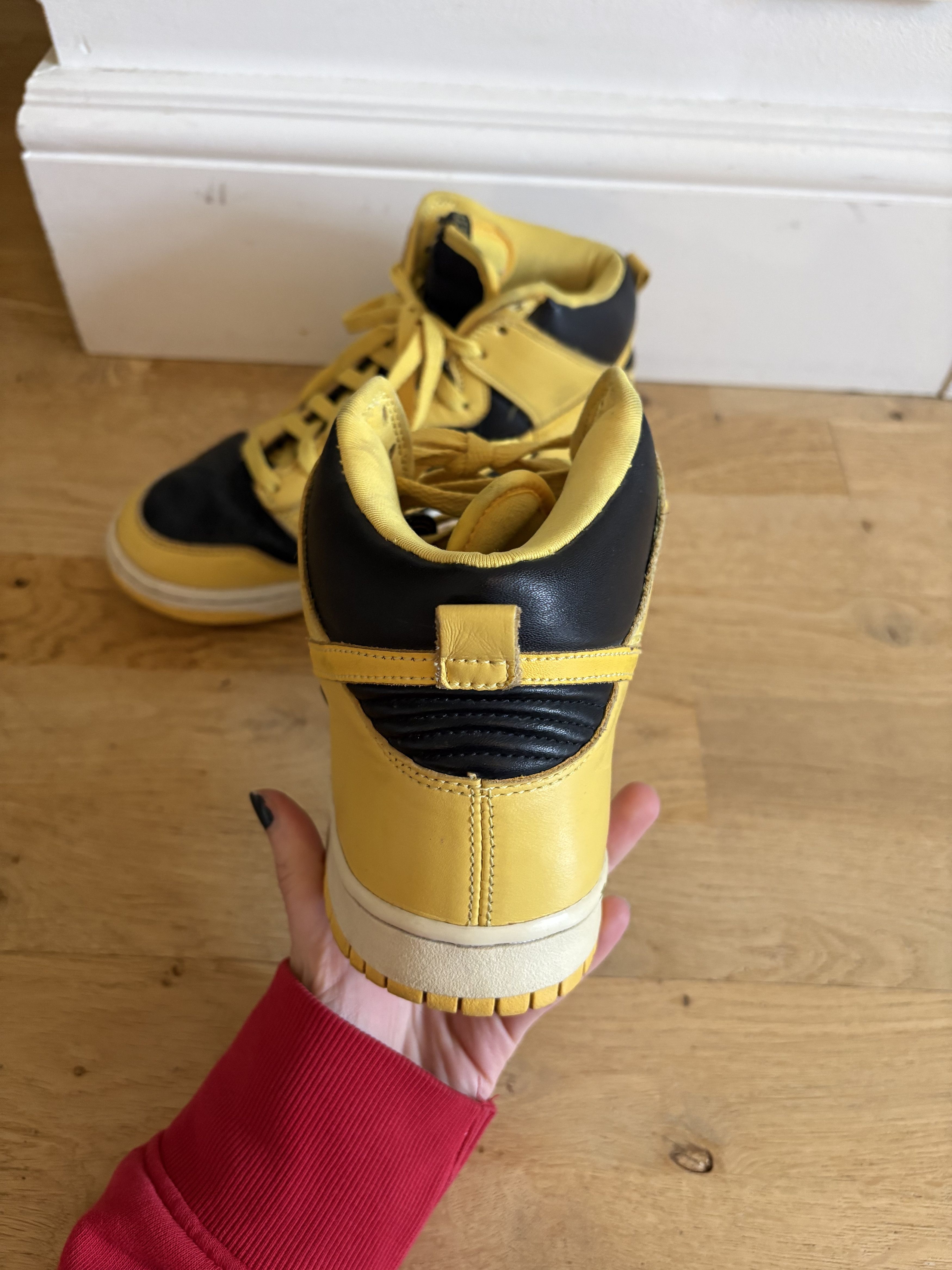 Nike Nike Dunk High "Goldenrod"/"Iowa" Retro Size US 8 / EU 41 - 3 Thumbnail