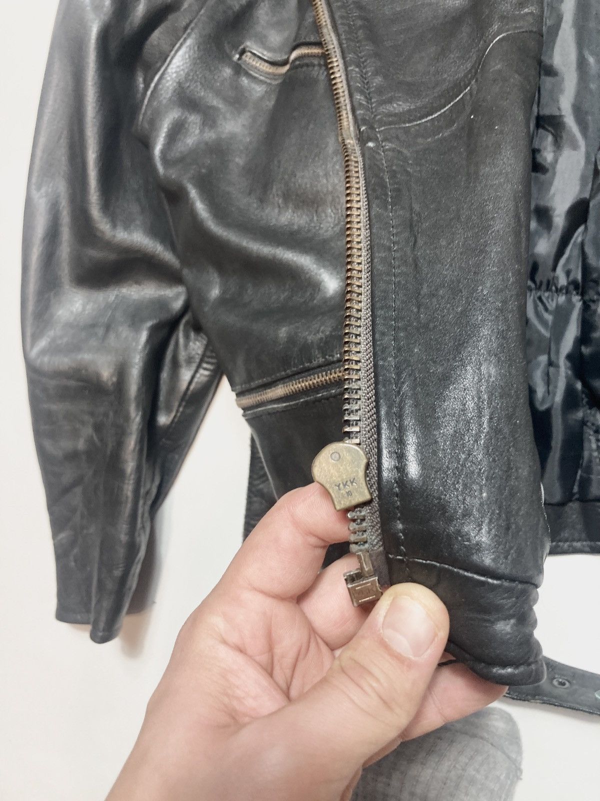 Genuine Leather 90s Vintage City leather biker jacket Size US S / EU 44-46 / 1 - 11 Thumbnail